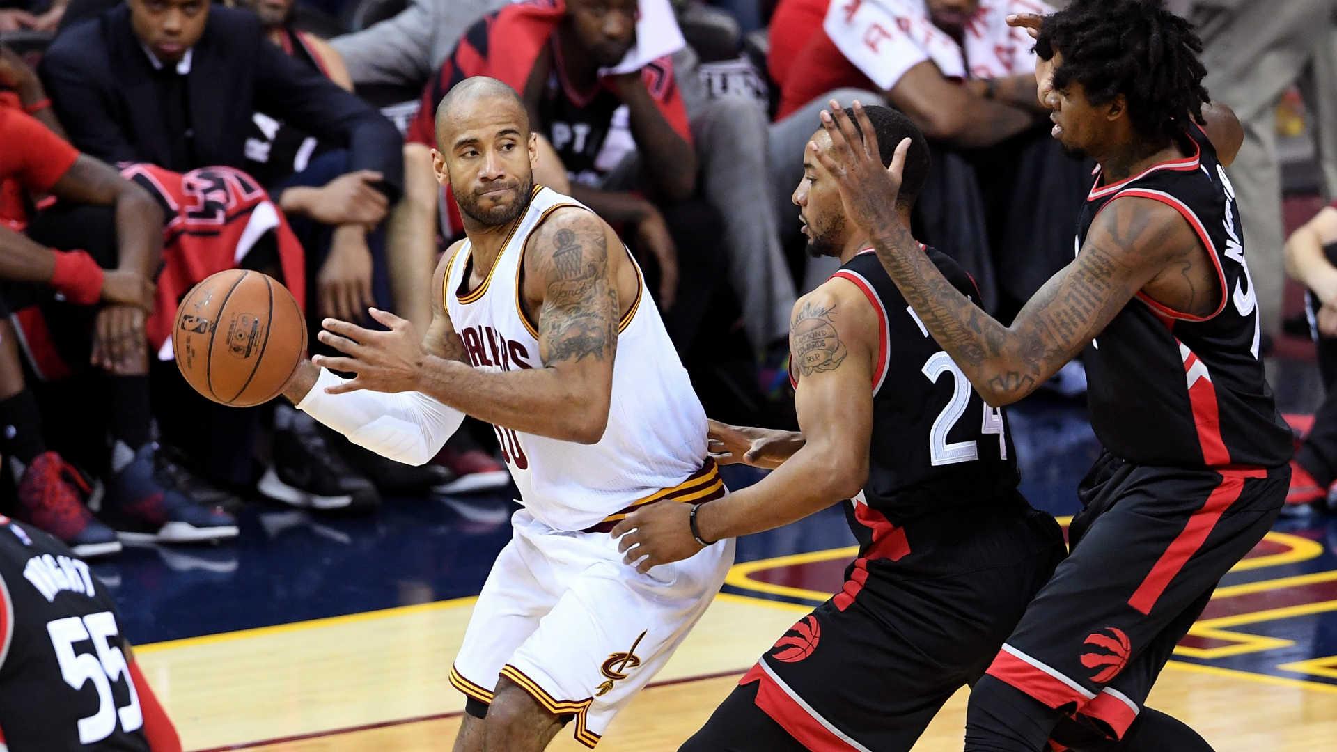 What Dahntay Jones said to Norman Powell that warranted an ejection