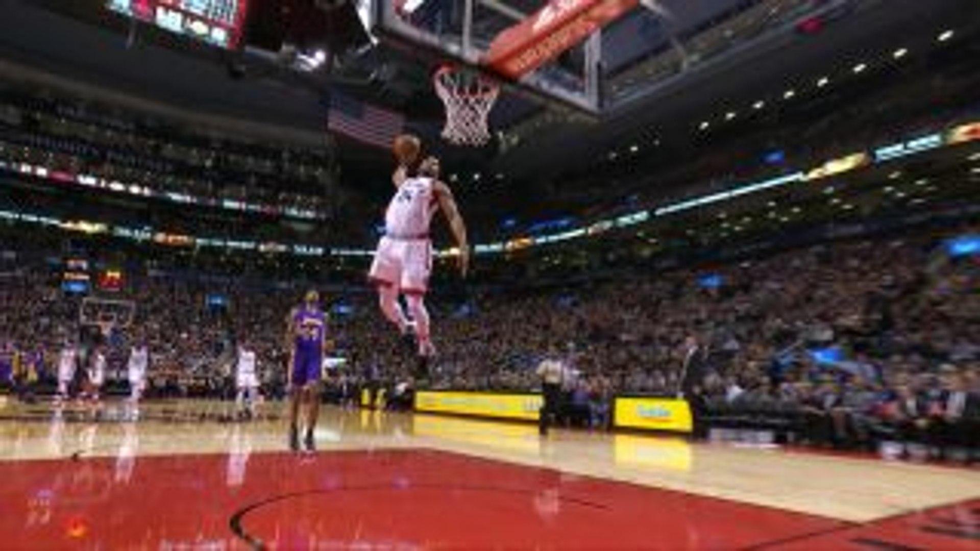 Dunk of the Night Powell - فيديو Dailymotion