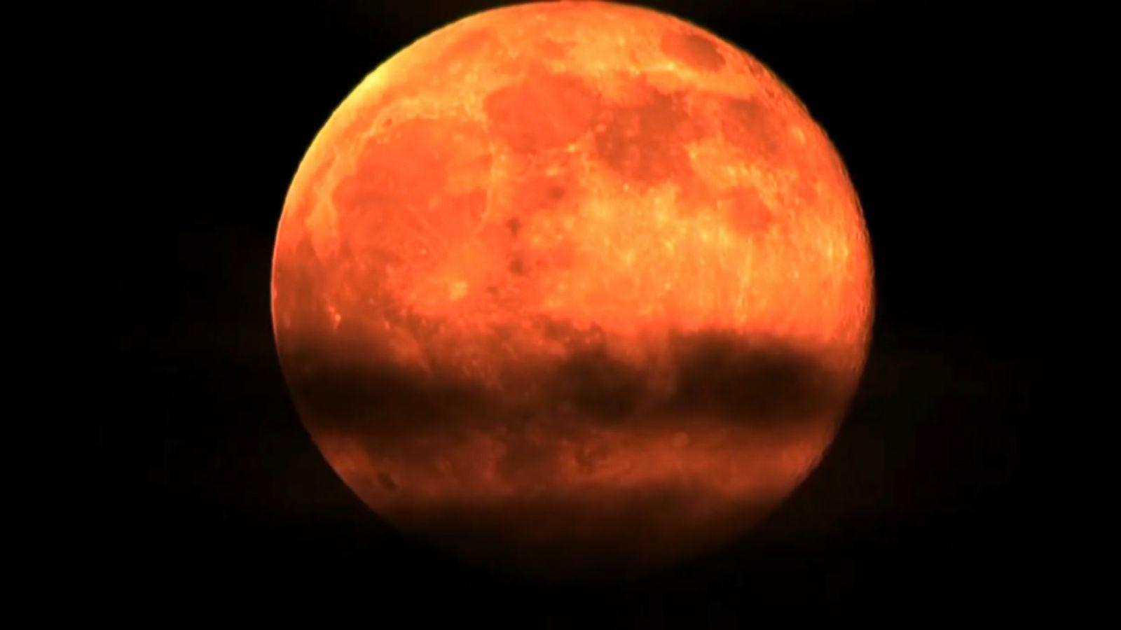 Strawberry Moon' Lights Up Sky in Rare Lunar Event