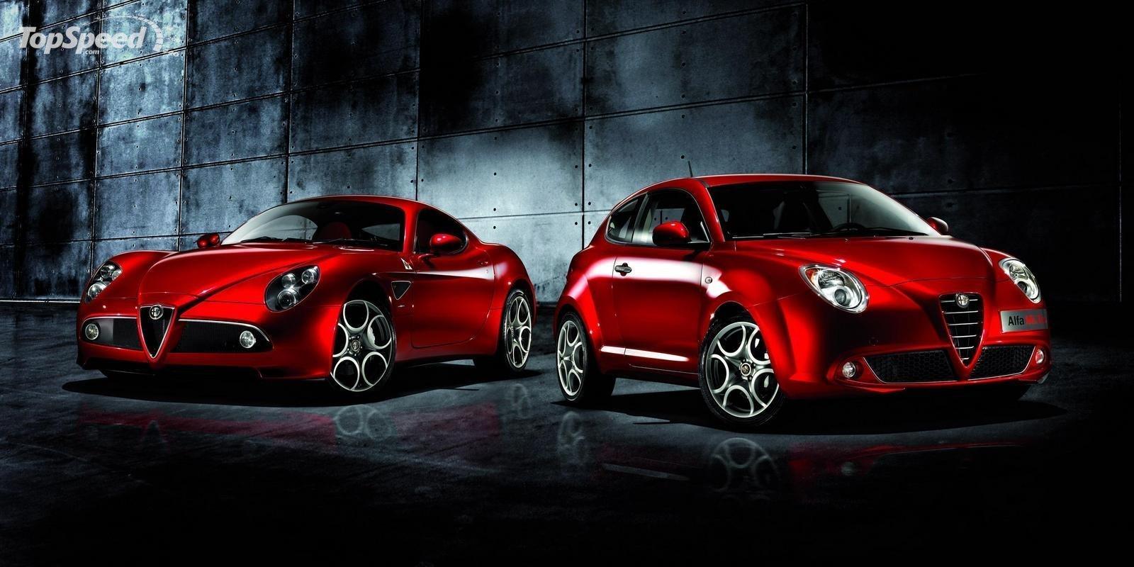 Two Beautiful Alfa Romeo Cars #Wallpaper