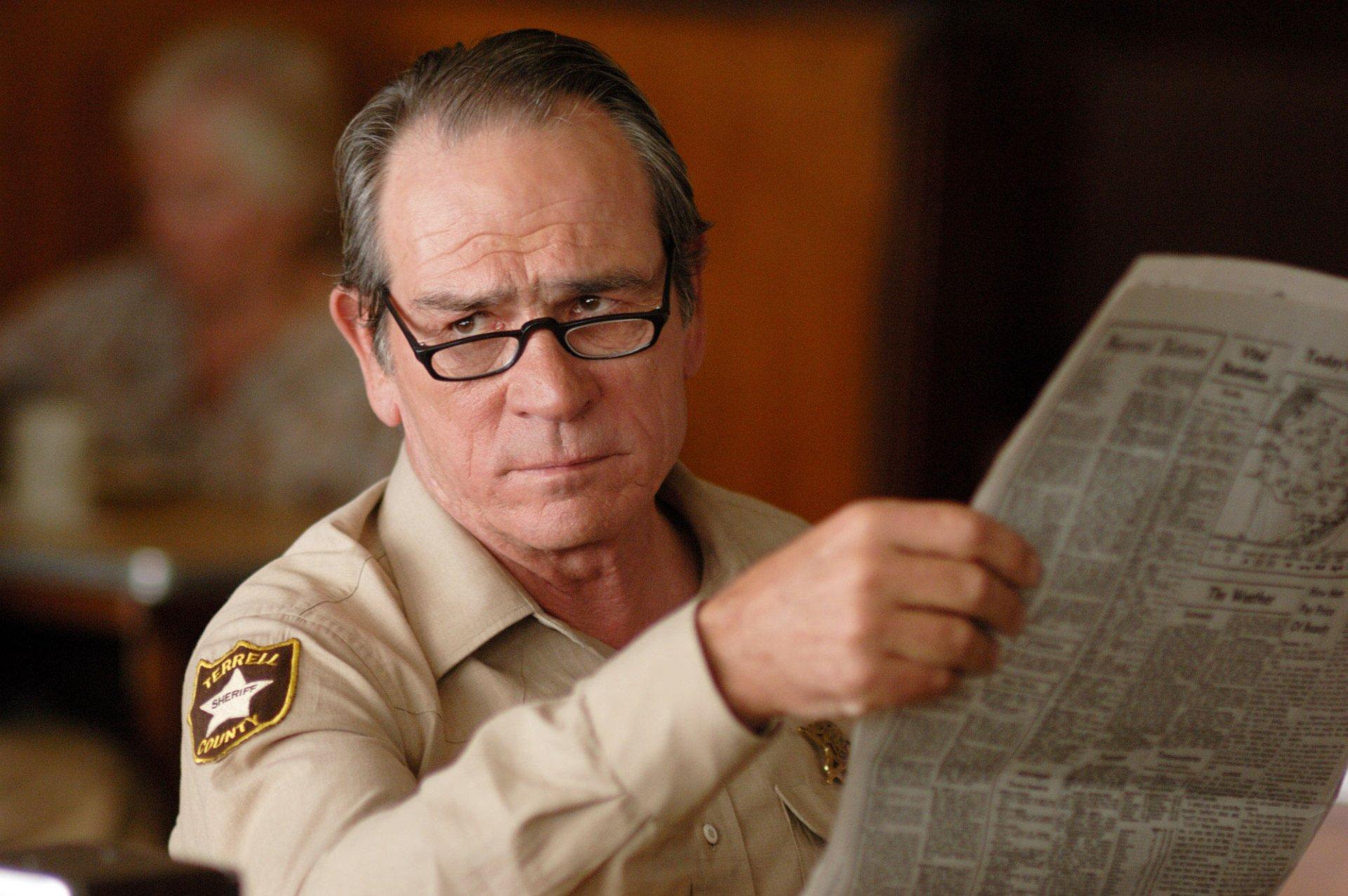 Tommy Lee Jones HD Wallpaper and Background Image
