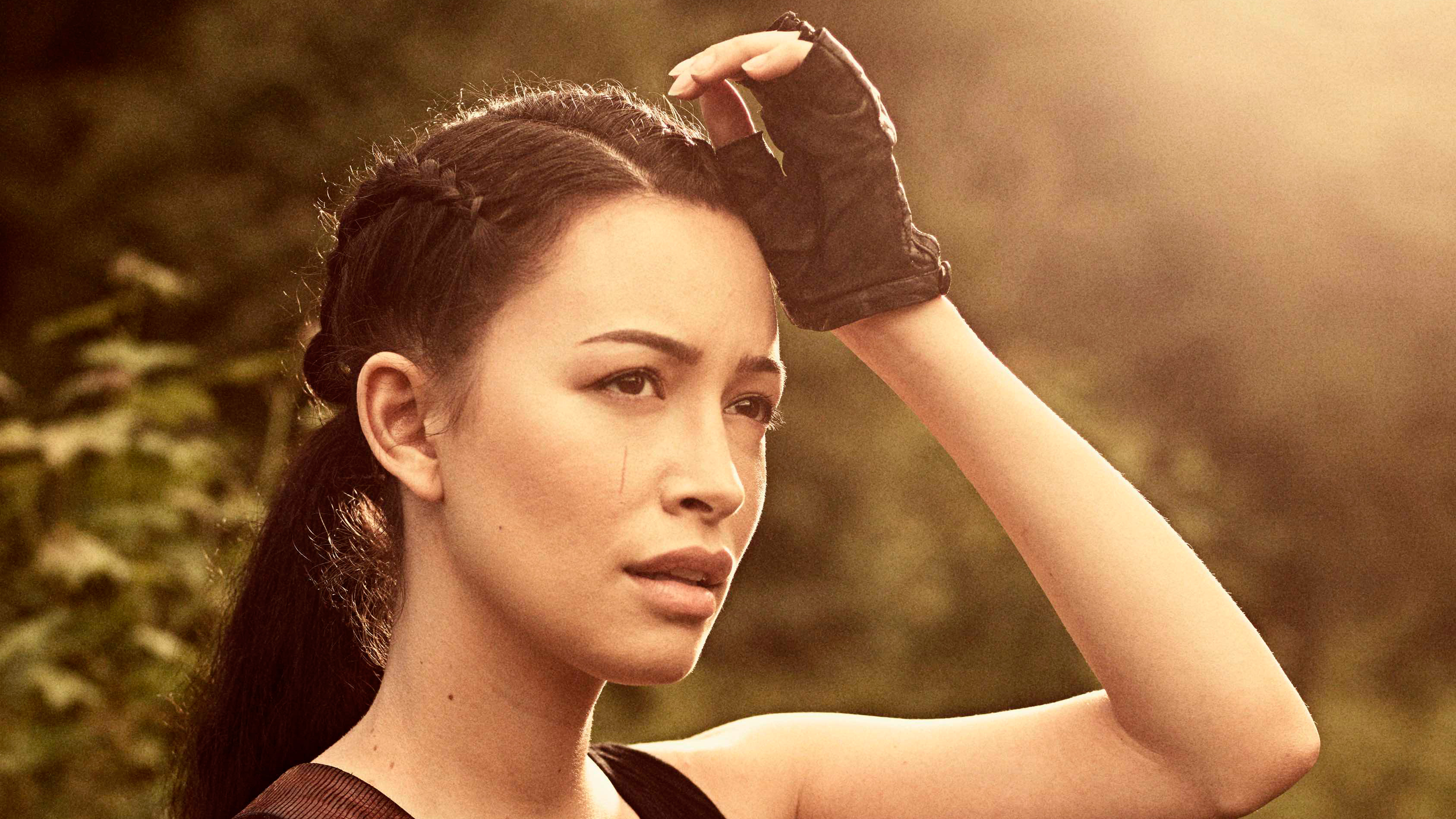 Christian Serratos As Rosita Espinosa The Walking Dead Season 9 2018