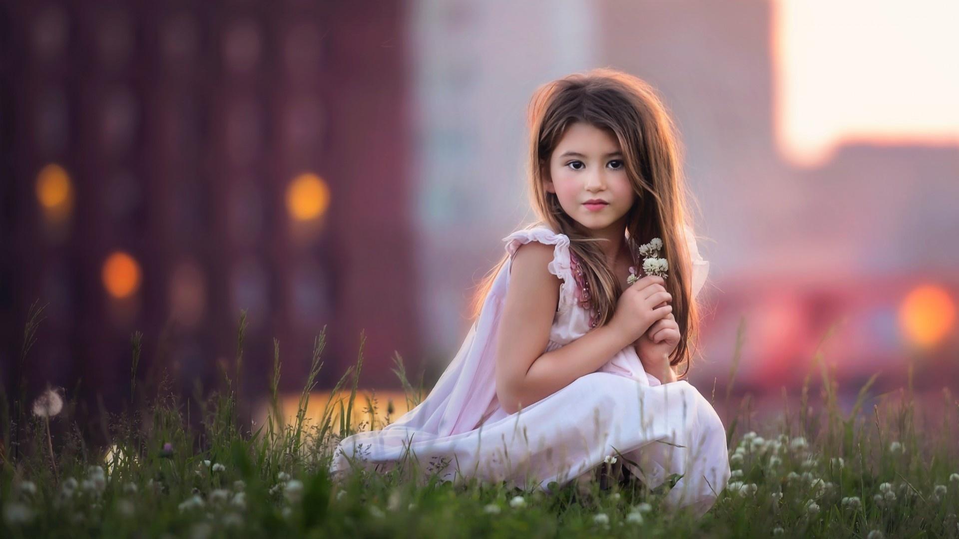 Free photo: Cute little girl, Stare, Young Download