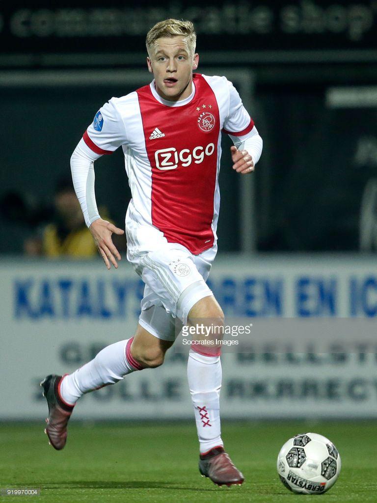 famousmales > Donny van de Beek (NL; 18 april 1997)