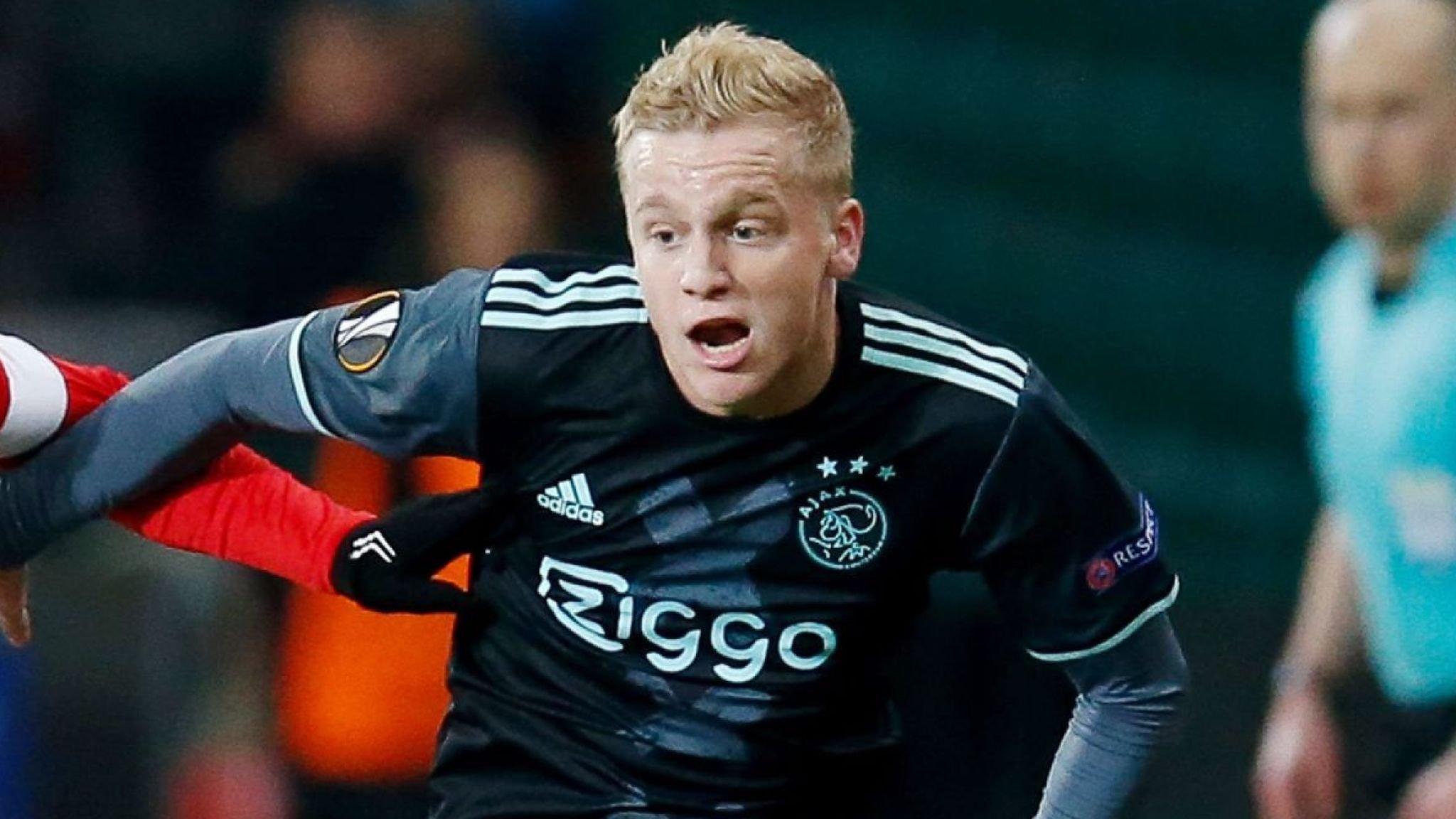 Tottenham scouting Ajax players Justin Kluivert and Donny van de
