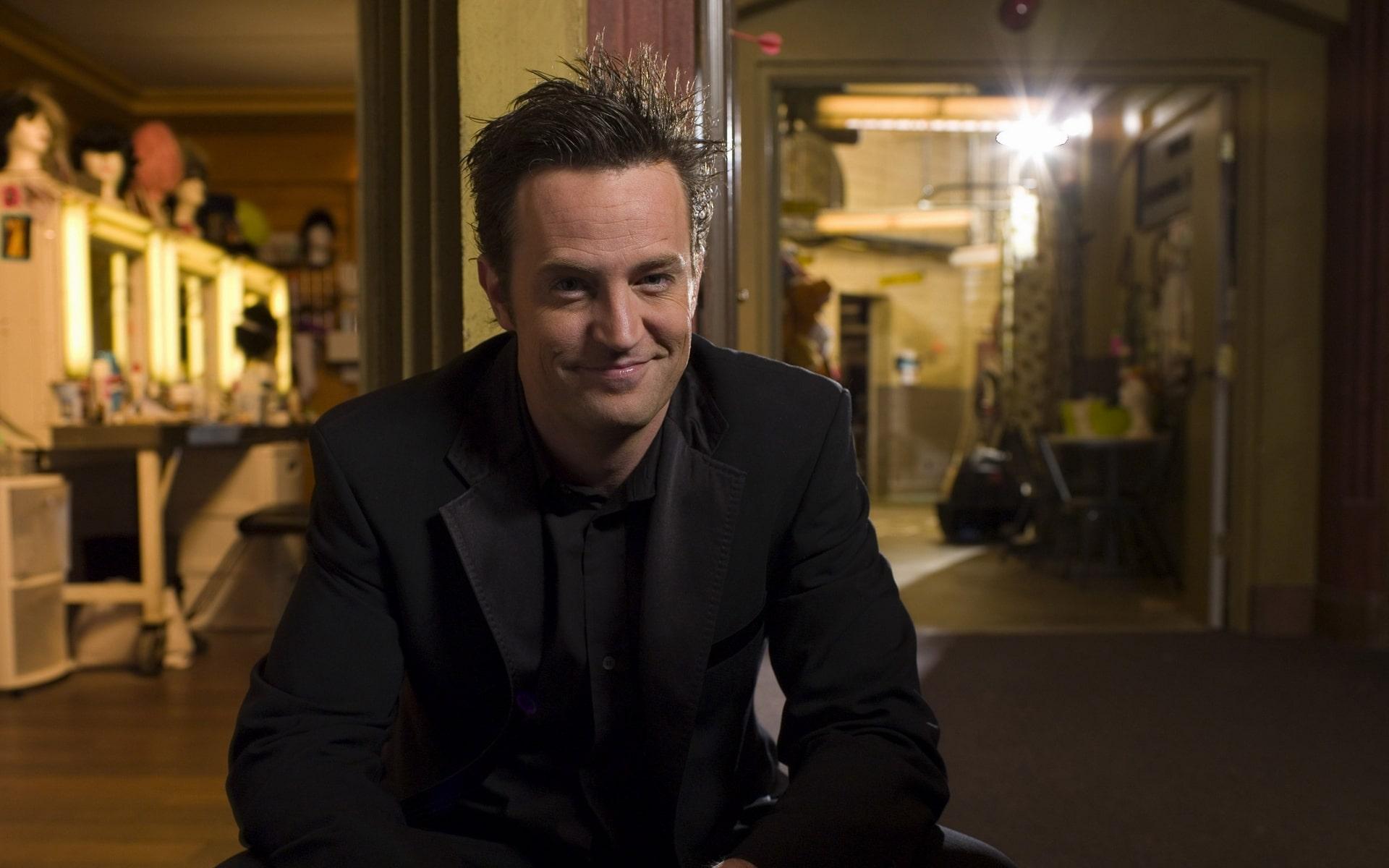 Matthew Perrywallpaper.net