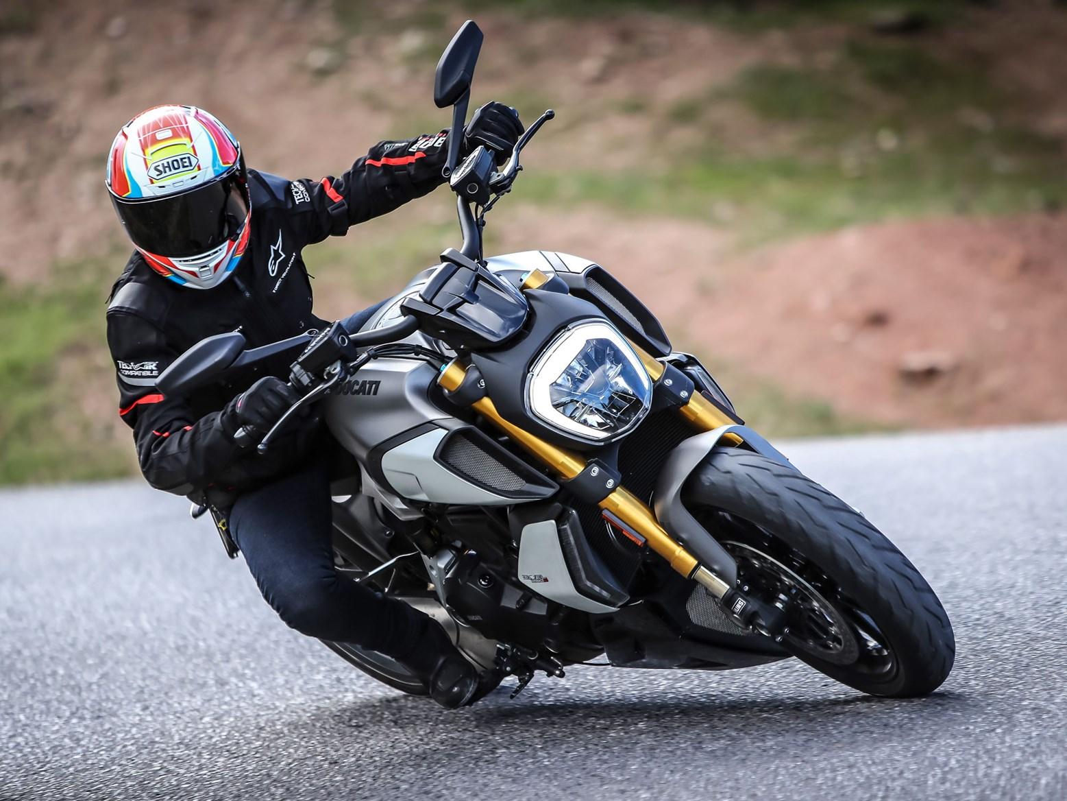 DUCATI DIAVEL 1260 S (2019 On) Review