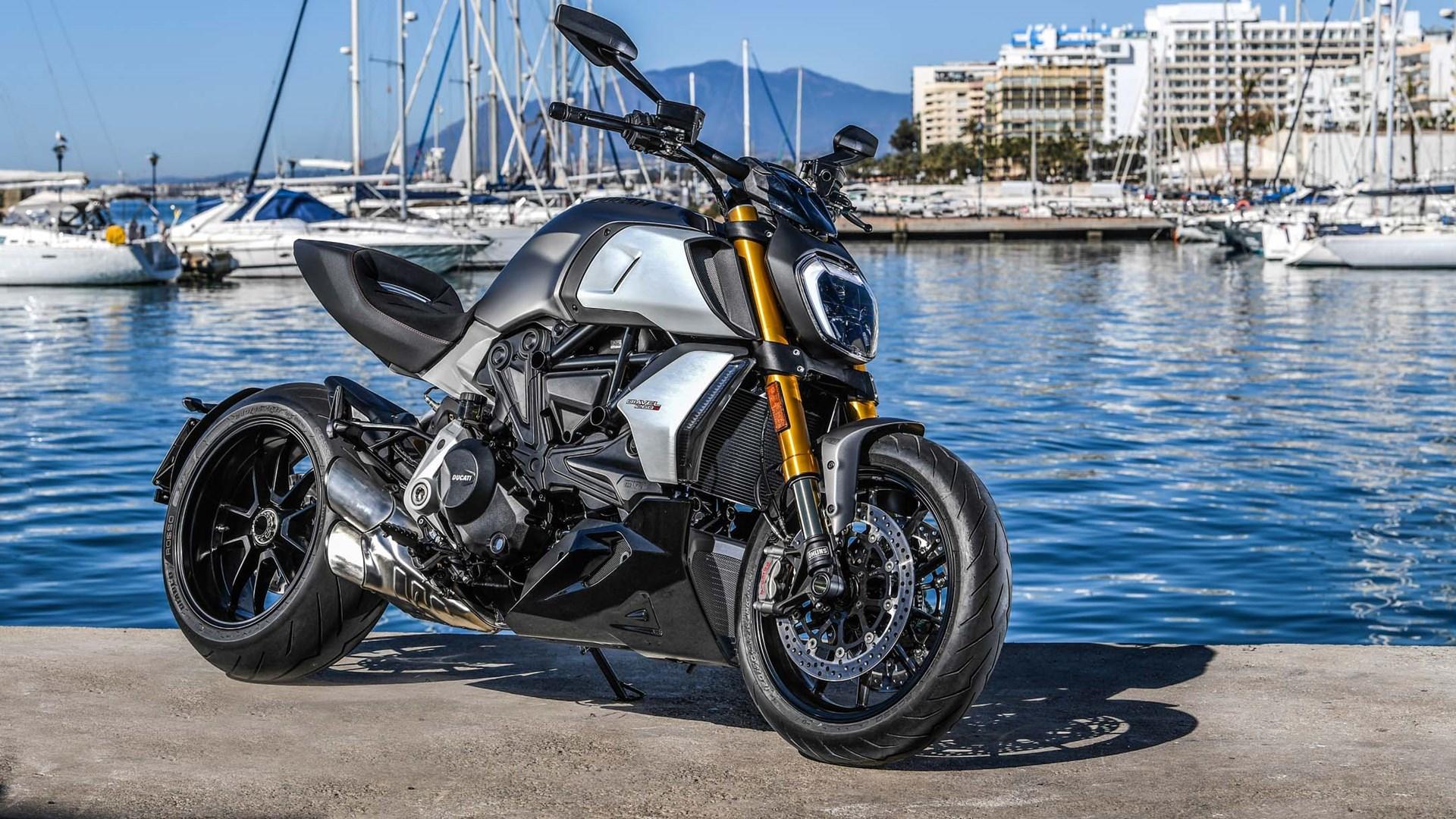 Ducati Diavel S Review (First Ride)