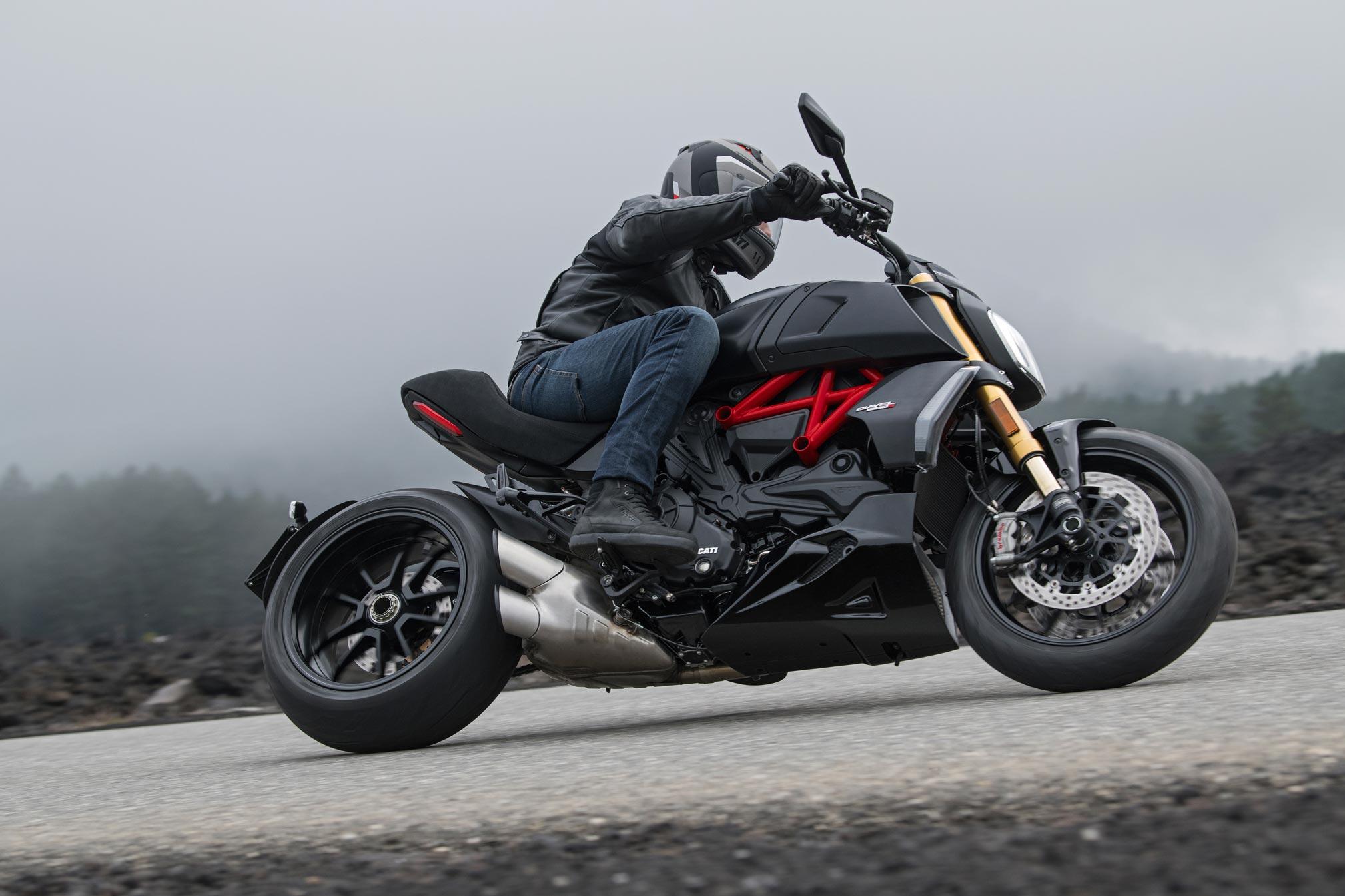 Ducati Diavel 1260S Guide • Total Motorcycle
