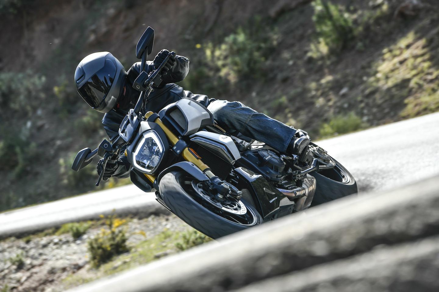 Riding the Ducati Diavel 1260 S in Spain Gallery