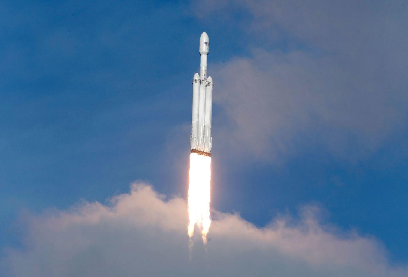 Watch Elon Musk react to SpaceX Falcon Heavy rocket liftoff