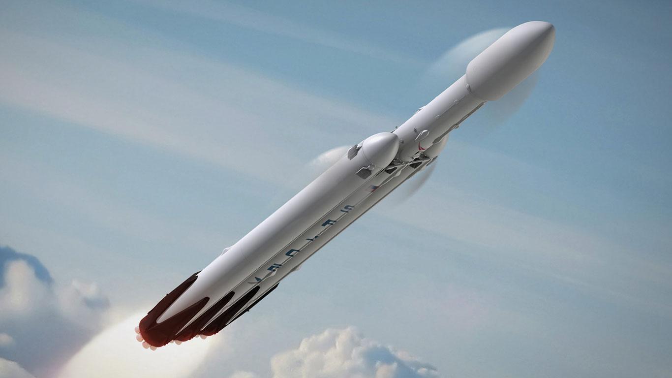 SpaceX Animation Shows How The Triple Rocket Falcon Heavy Launch