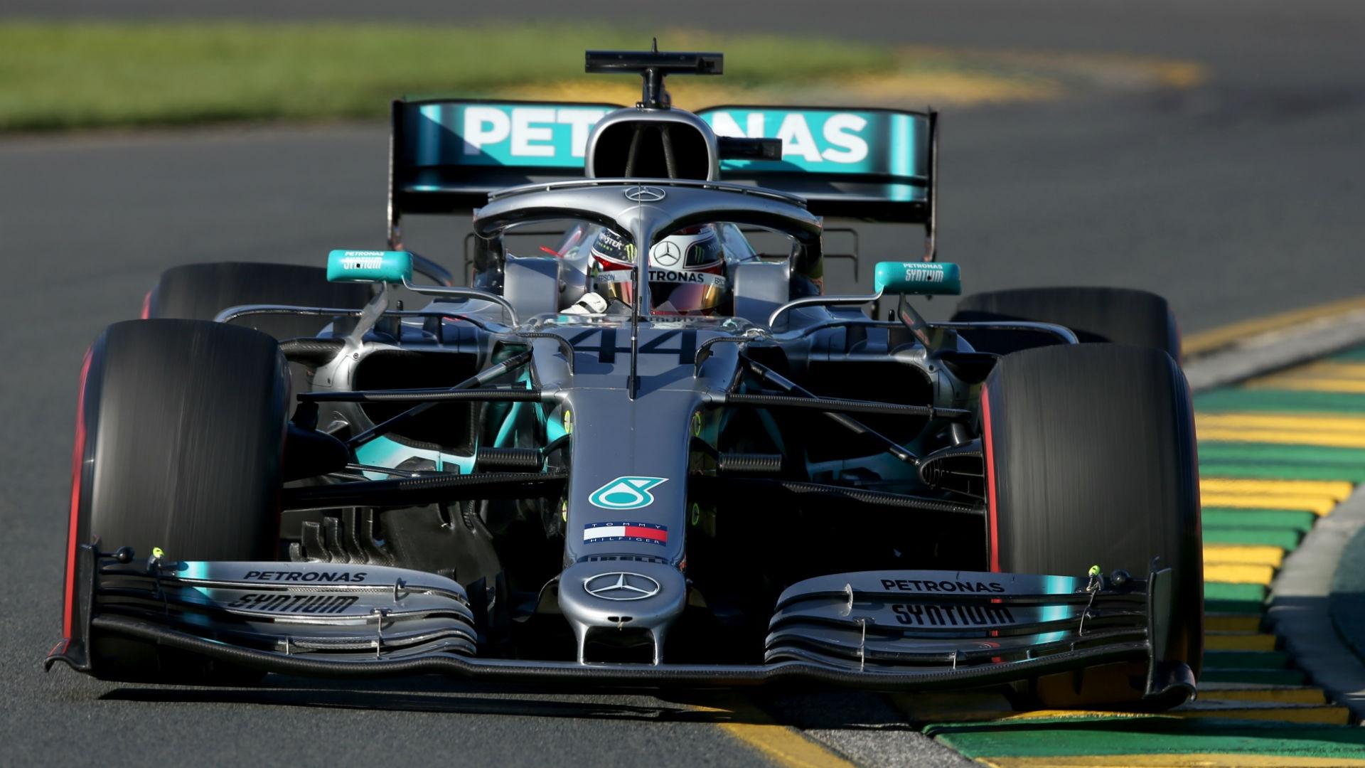 F1 Australian Grand Prix: Lewis Hamilton takes pole as Ferrari