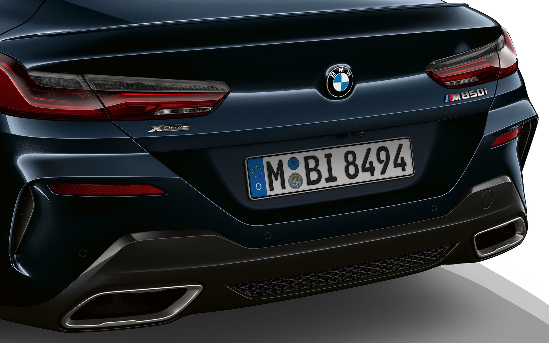 THE 8: The luxury sports car of BMW