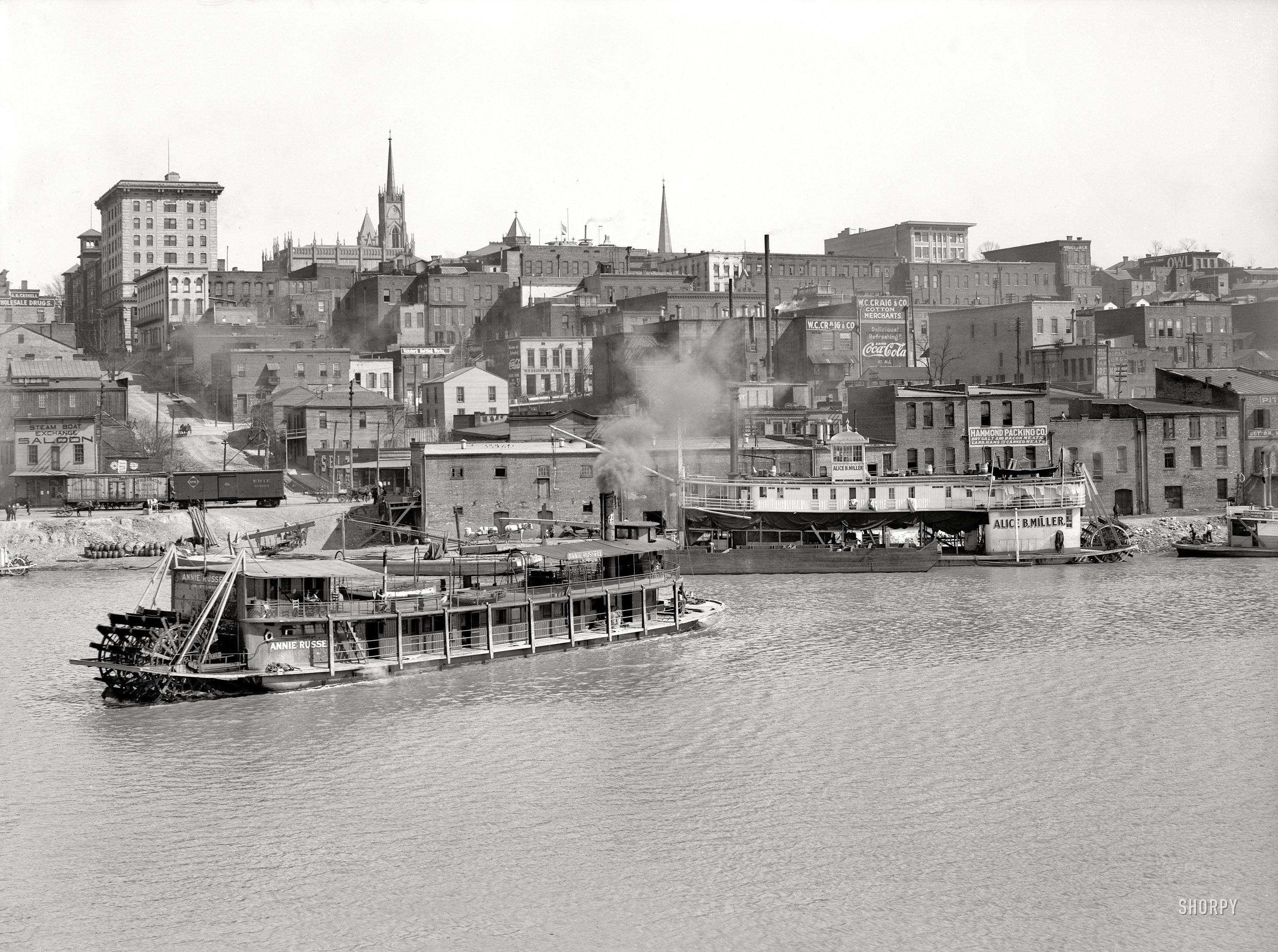 The Mississippi River circa 1904. Vicksburg waterfront