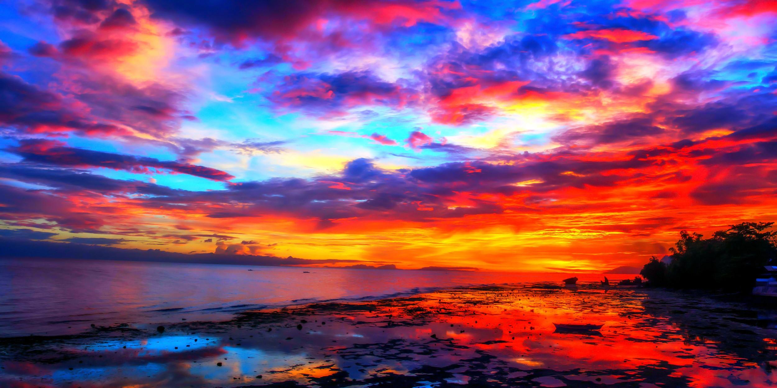 Download Sunsets Fiery Sunset Colorful Skies Ocean Sky Colors