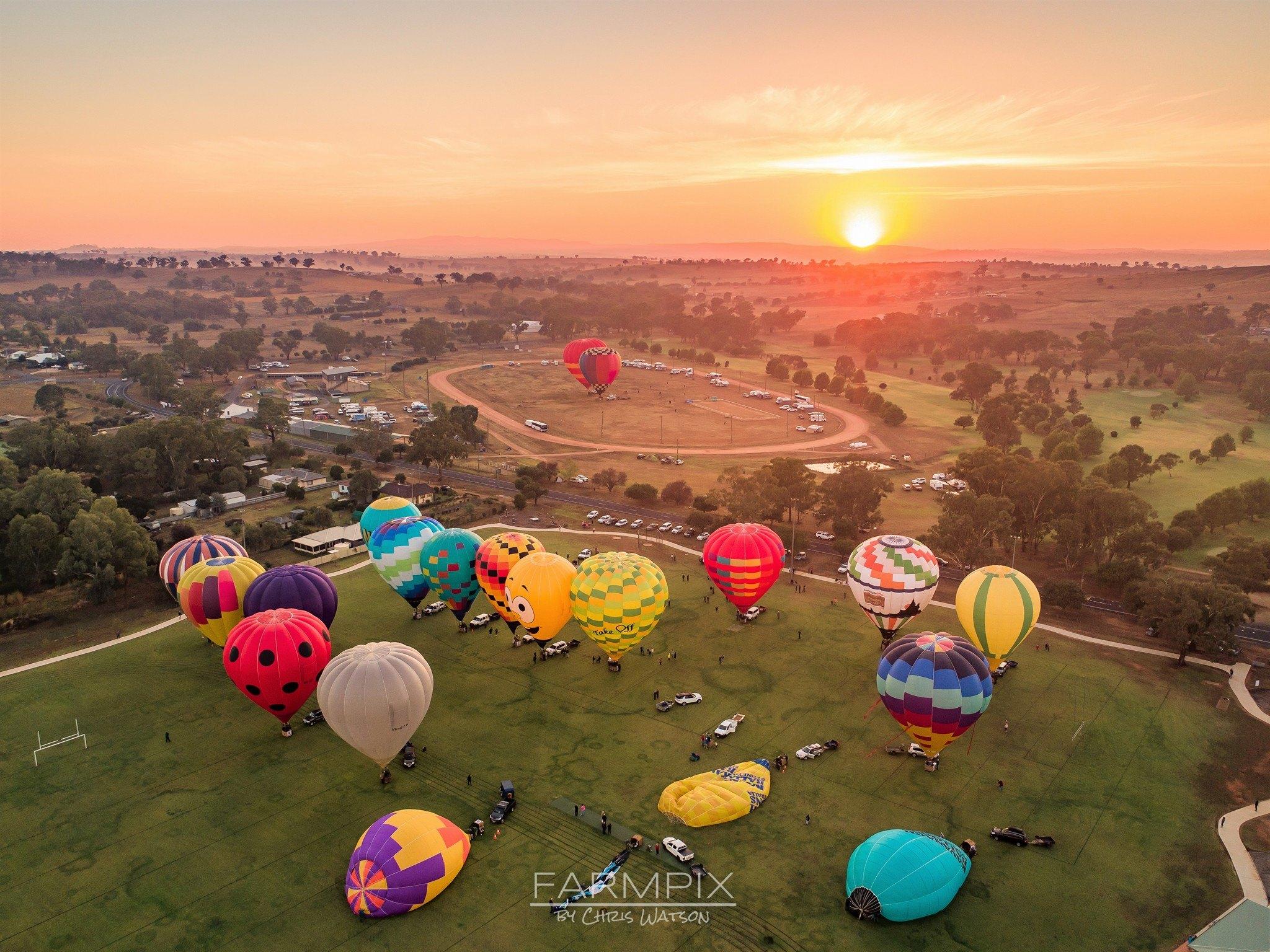 Magical Balloons Set To Fill