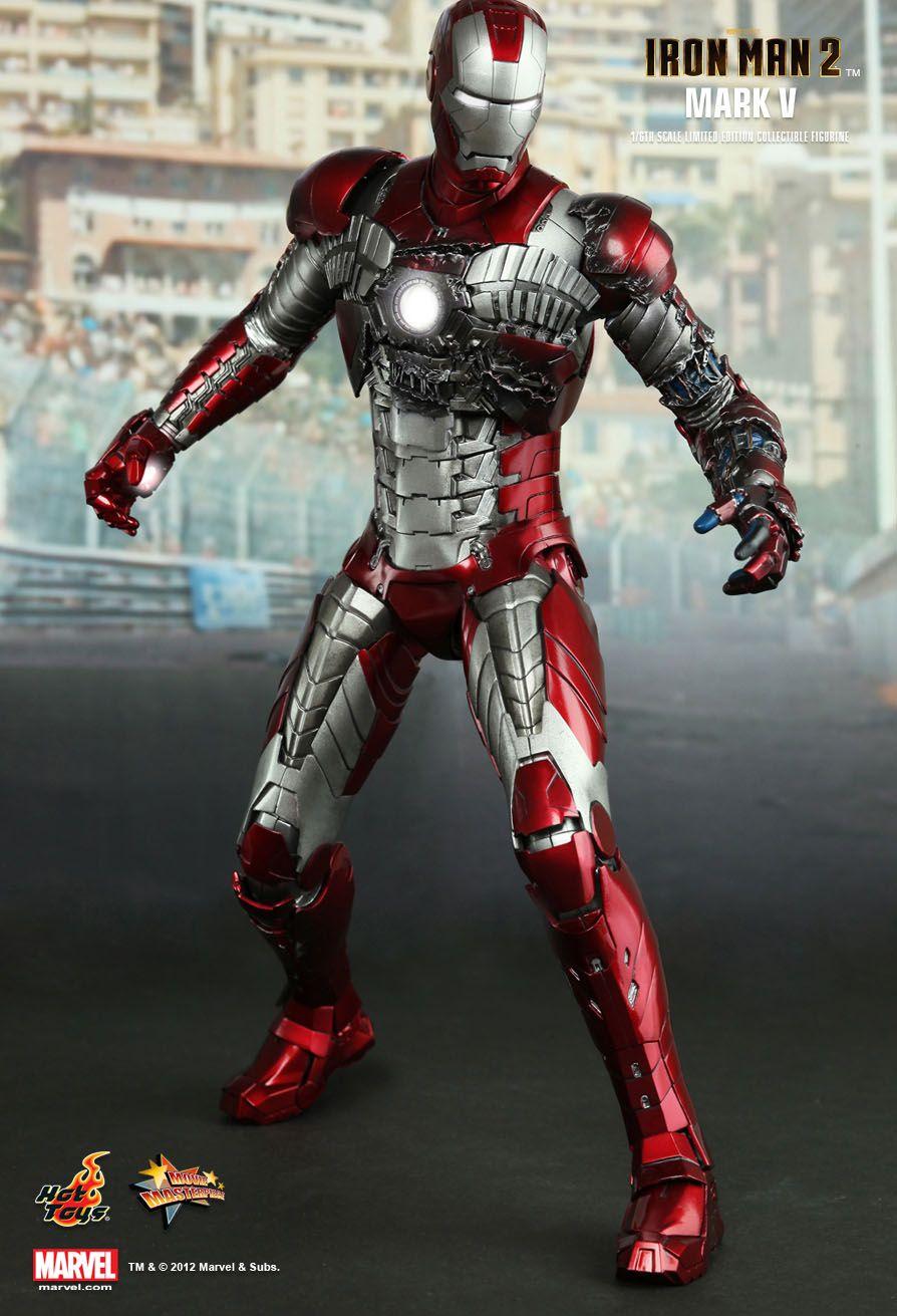 Hot Toys, Iron Man 2 V 1 6th Scale Collectible Figurine