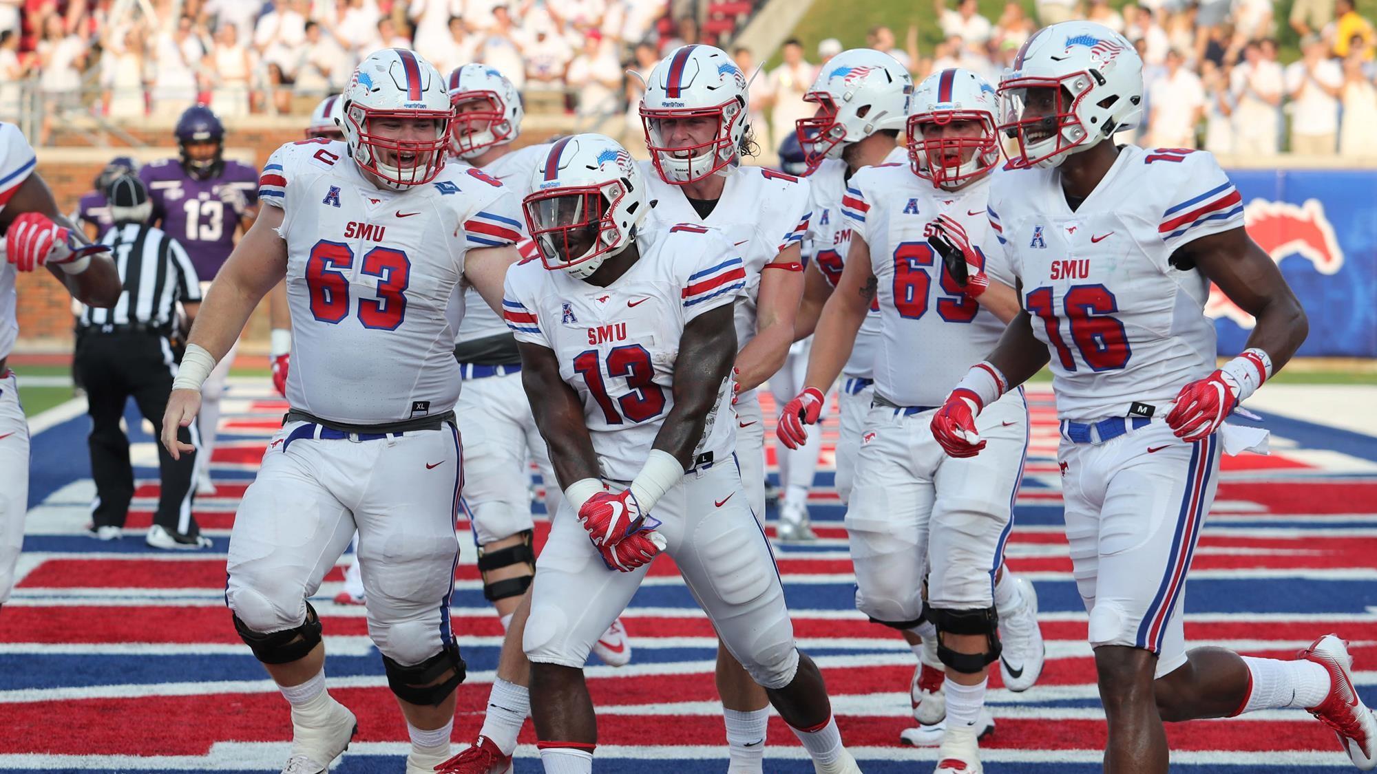 10,928 Smu Football Stock Photos, High-Res Pictures, and Images