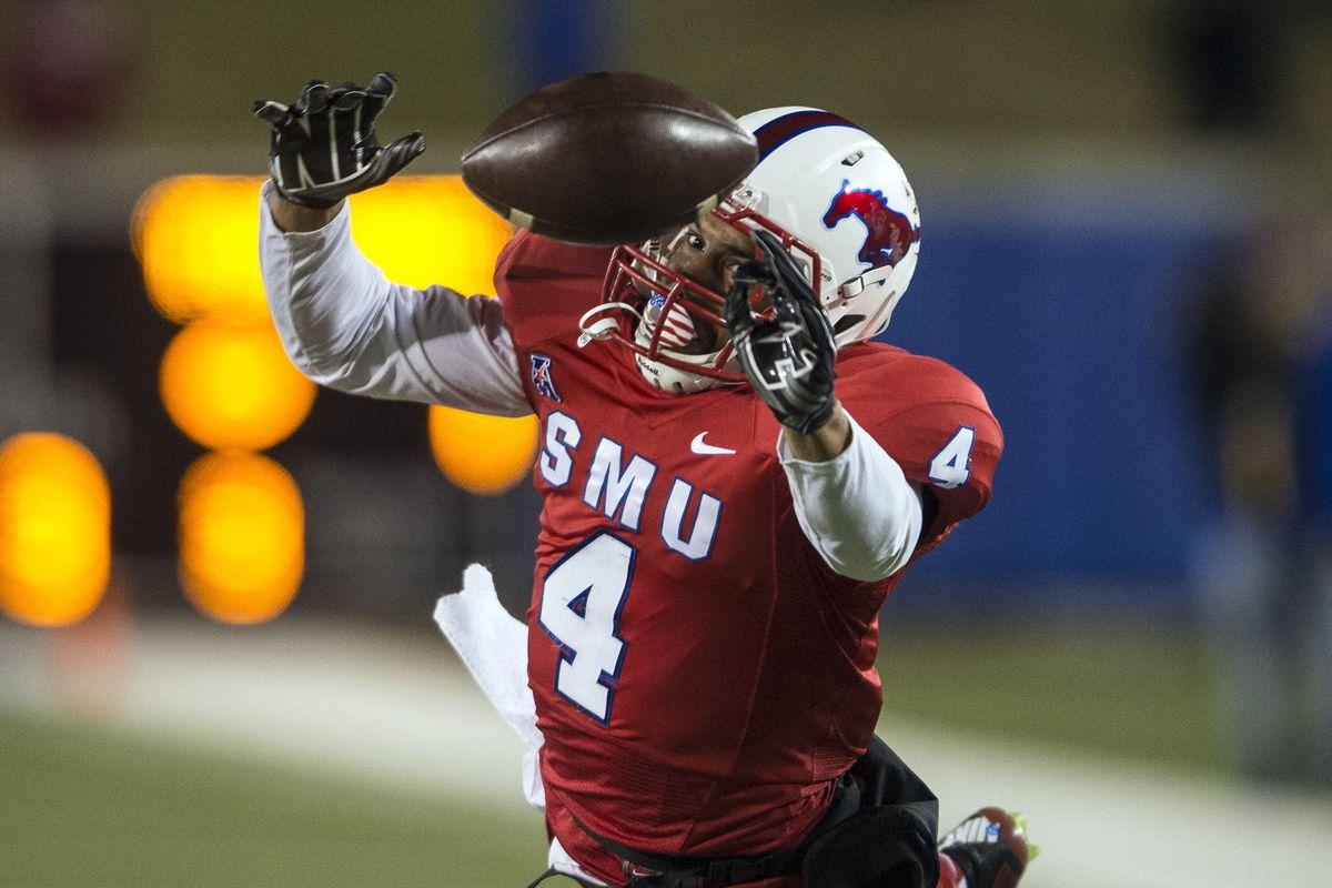 11,315 Smu Football Stock Photos, High-Res Pictures, and Images