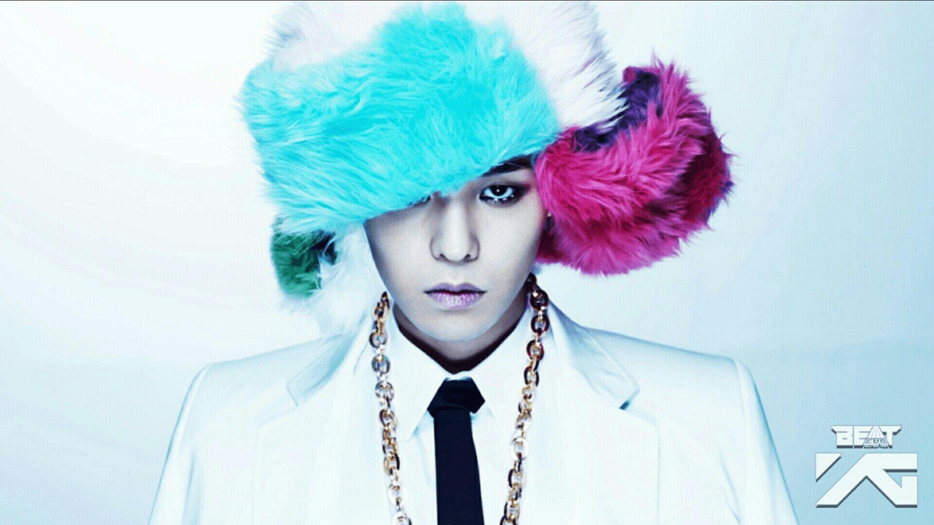 A pretty hat and pretty Jiyong too #GDRAGON #KwonJiYong