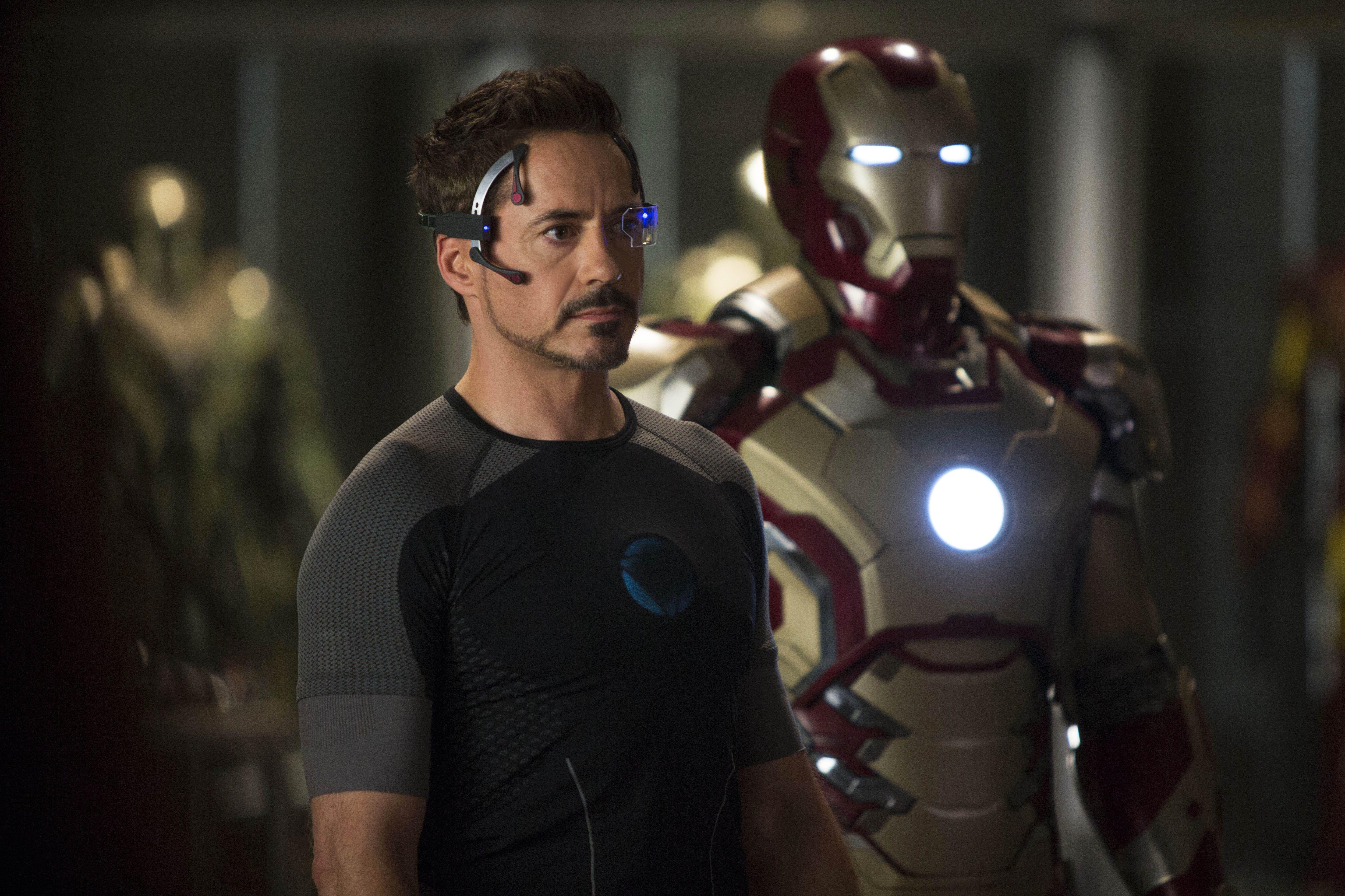 Robert Downey Jr. volunteers to be voice of Mark Zuckerberg's Jarvis
