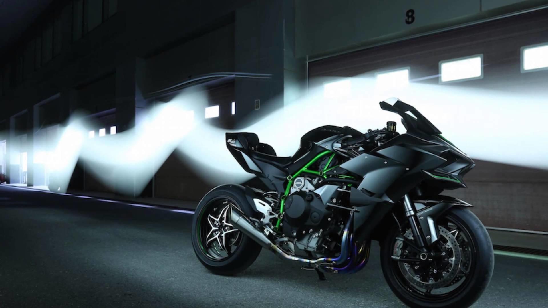 The Ninja H2R Wallpaper background picture