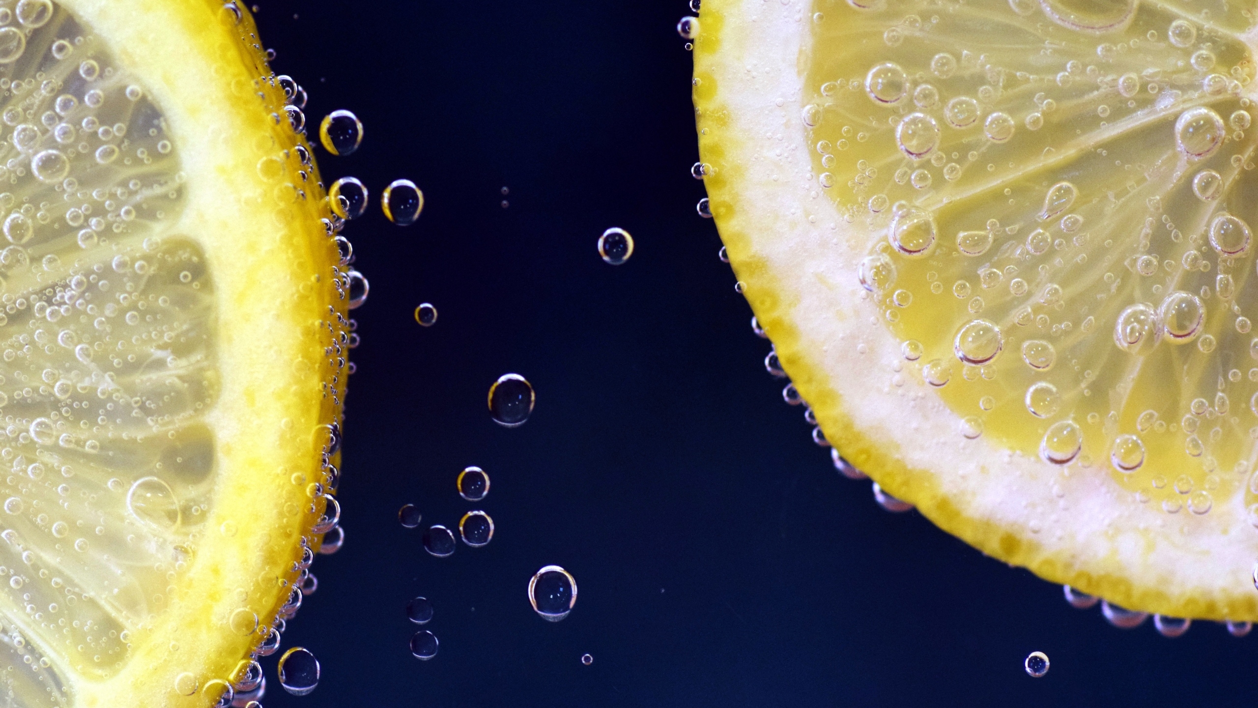 Lemon citrus drops close up Download Free Wallpaper