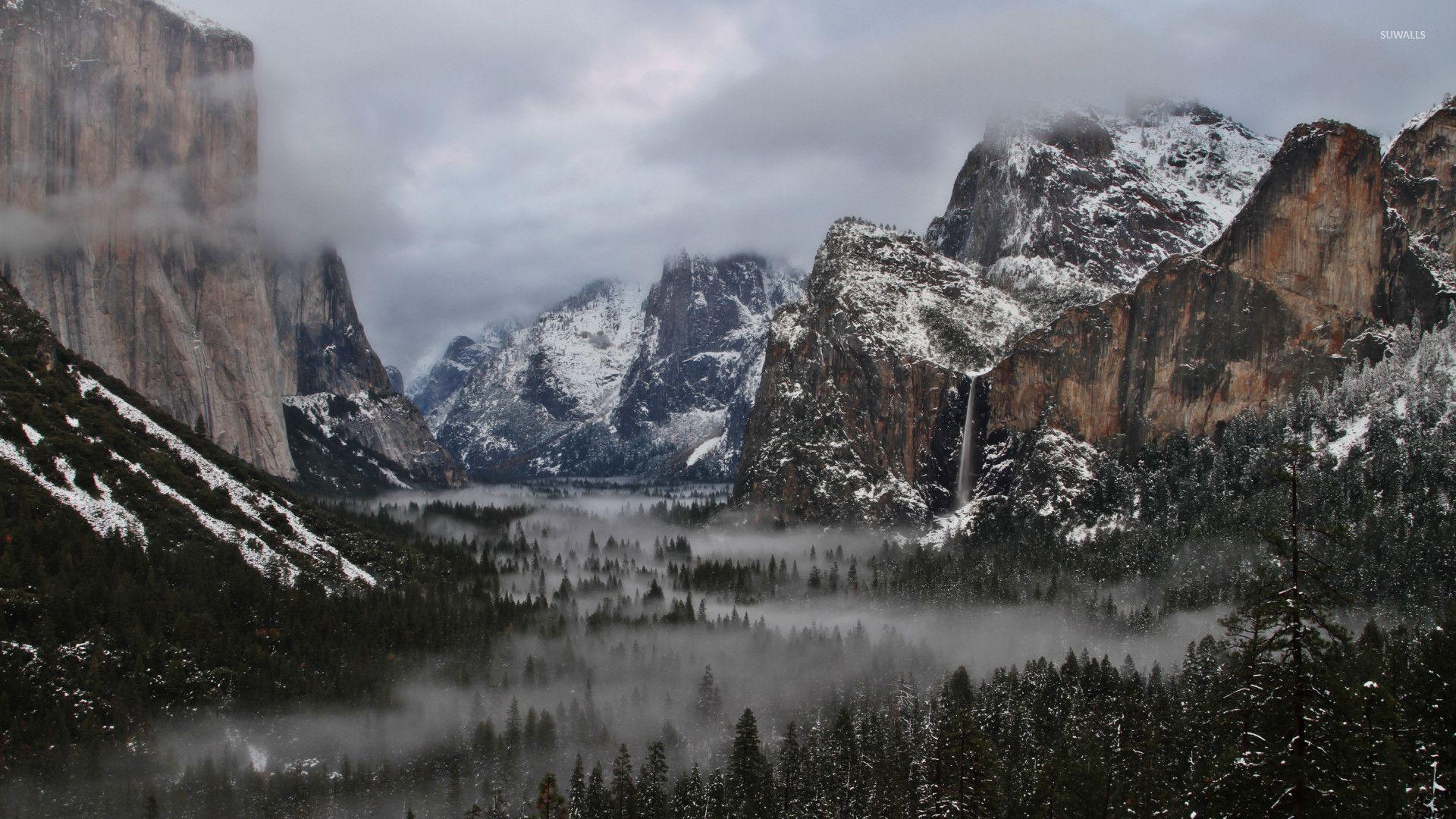 Yosemite Falls Winter Wallpaper