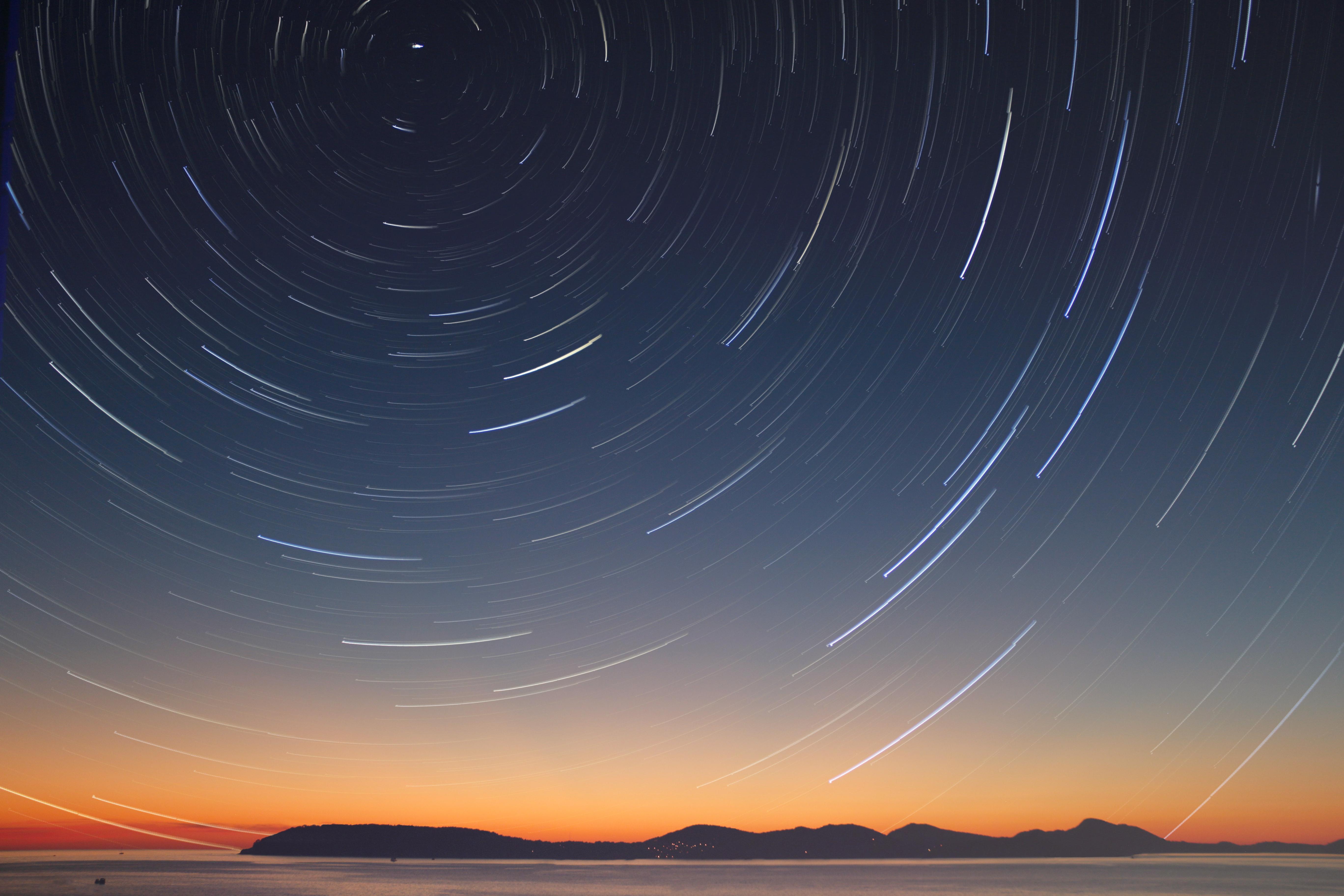 Star Trail Wallpaper