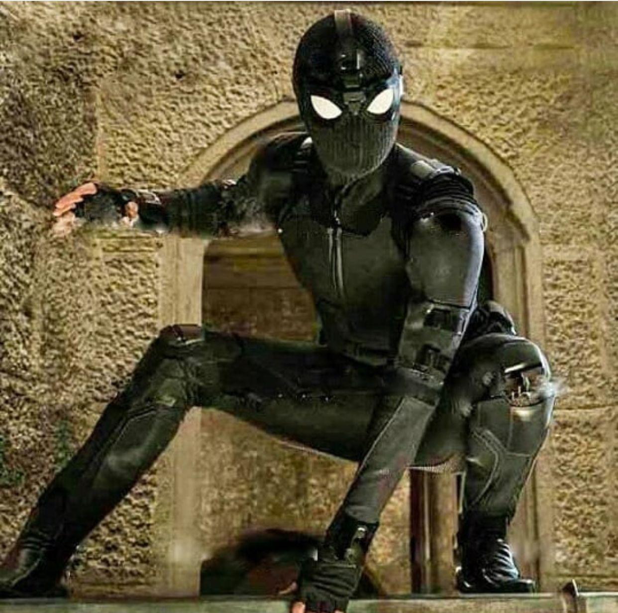Spider Man Far From Home Stealth Suit! AKA The Comfy Suit According To Tom