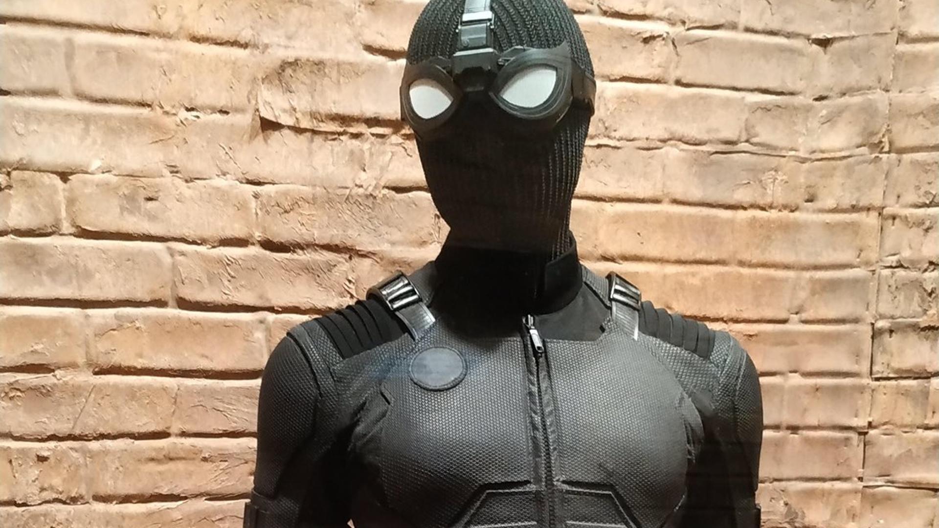 Spider Man Black Suit Far From Home