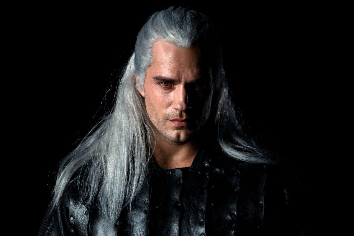Henry Cavill in Netflix's The Witcher: first look at Geralt costume