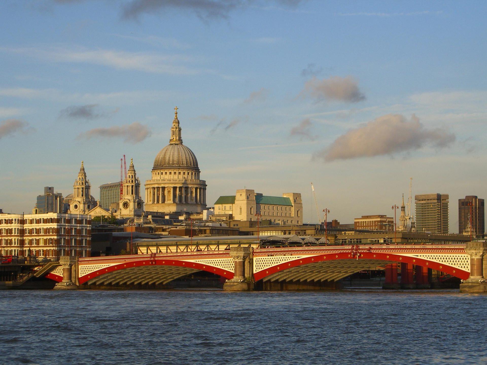 St Paul's Cathedral Tour Wallpaper