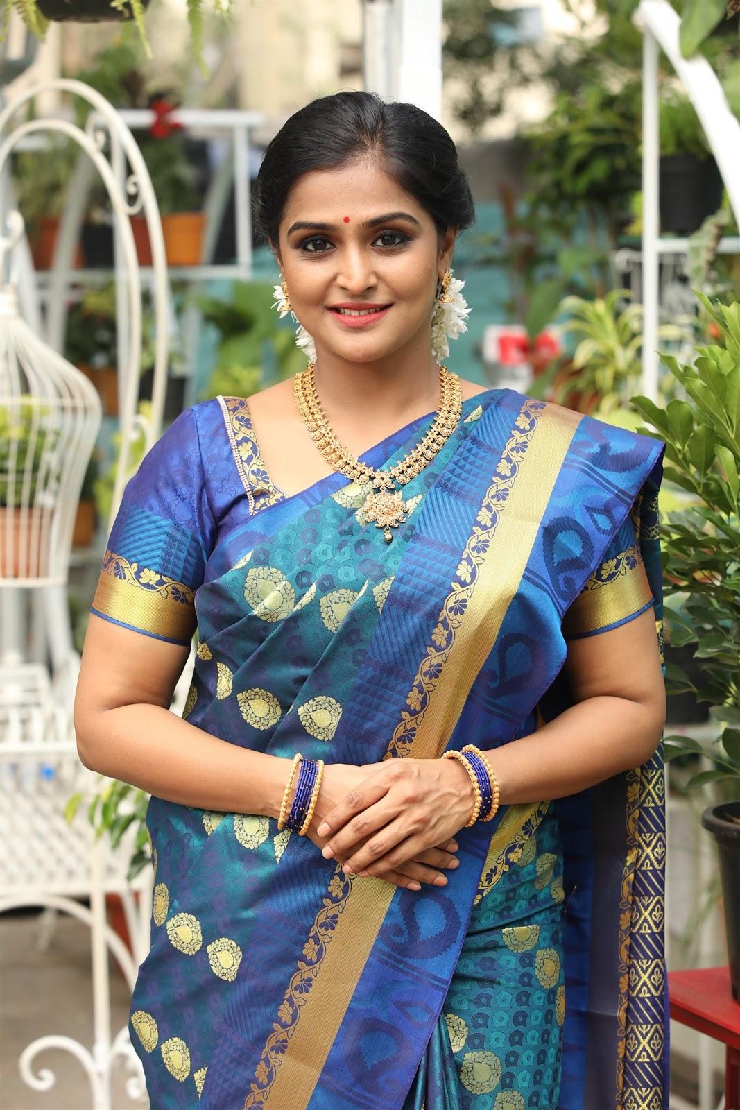 Actress Ramya Nambeesan Traditional Saree In Tamilarasan Movie