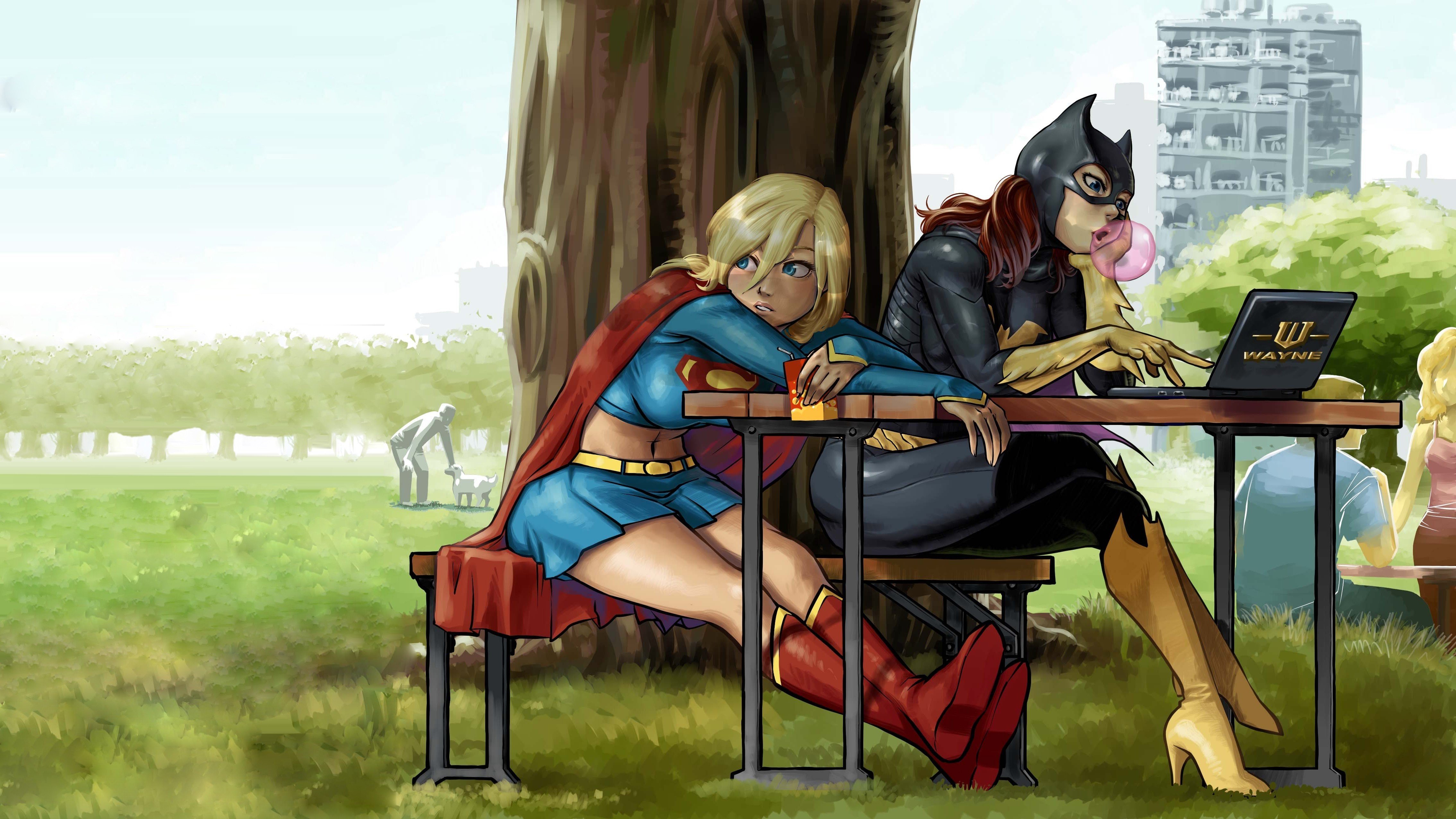 Batgirl, Supergirl, Batwoman, Superwoman, Superheroines HD