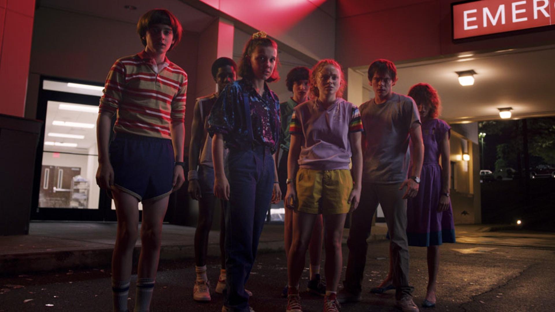 STRANGER THINGS 3 Summer in Hawkins Clip and Character Posters
