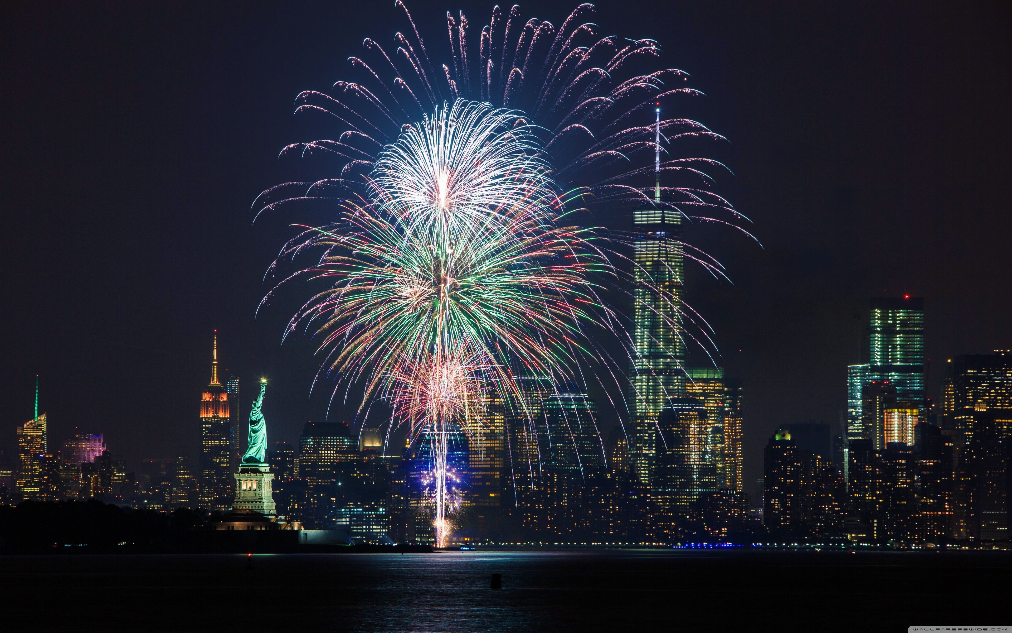 New York Fireworks Wallpaper