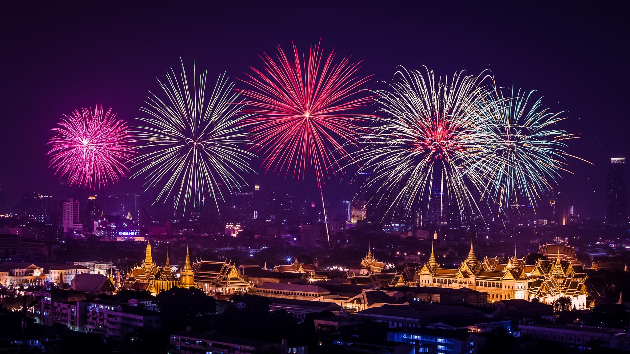 New Year Bangkok Fireworks 2014 Wallpaper
