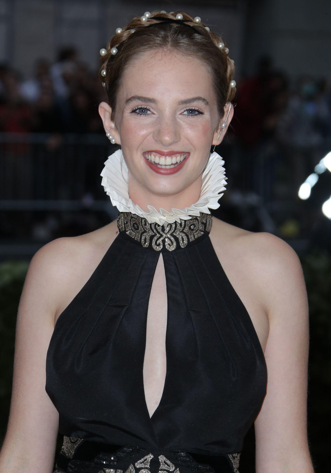 Maya Hawke Wallpaper High Quality