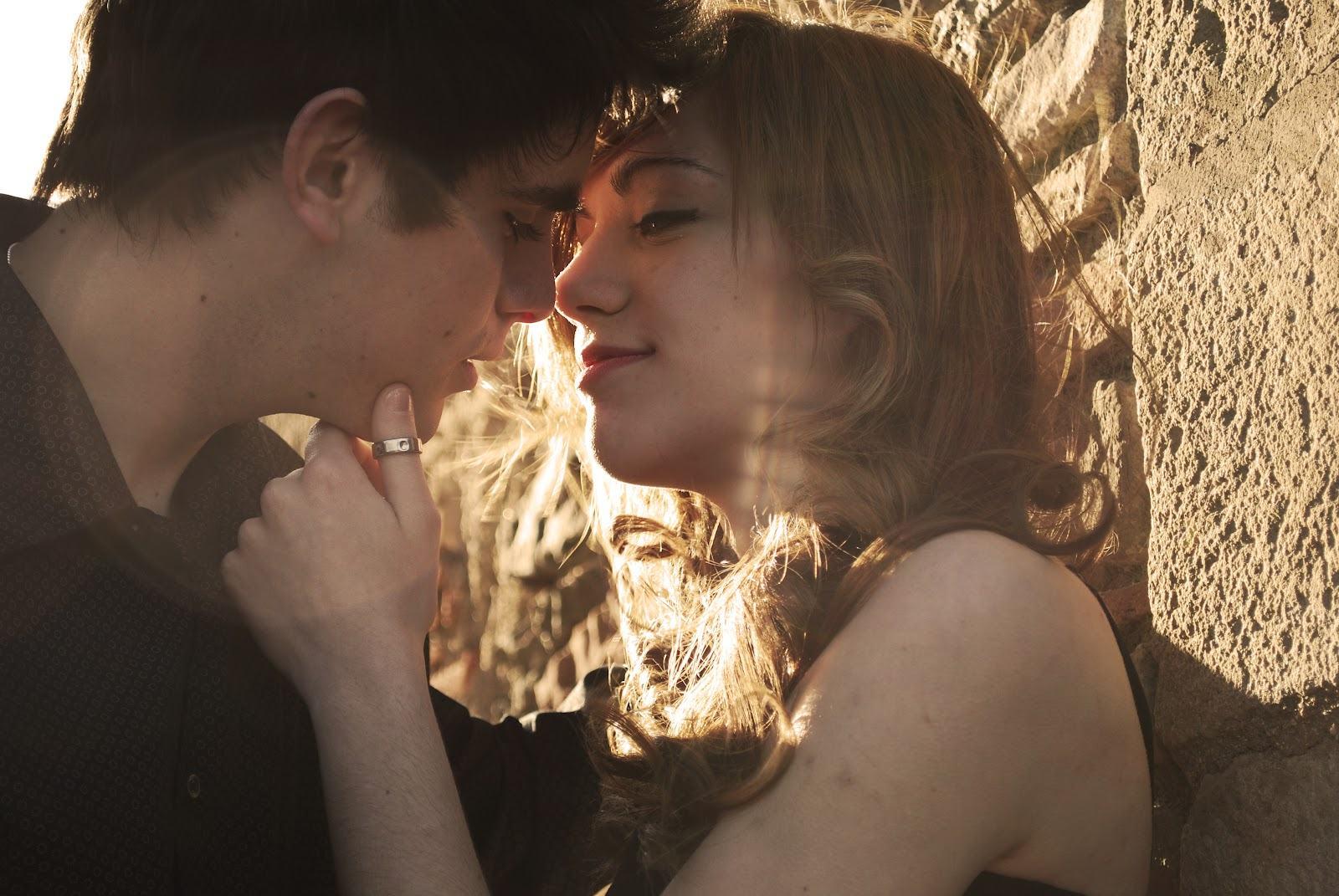 Kiss Wallpaper In HD