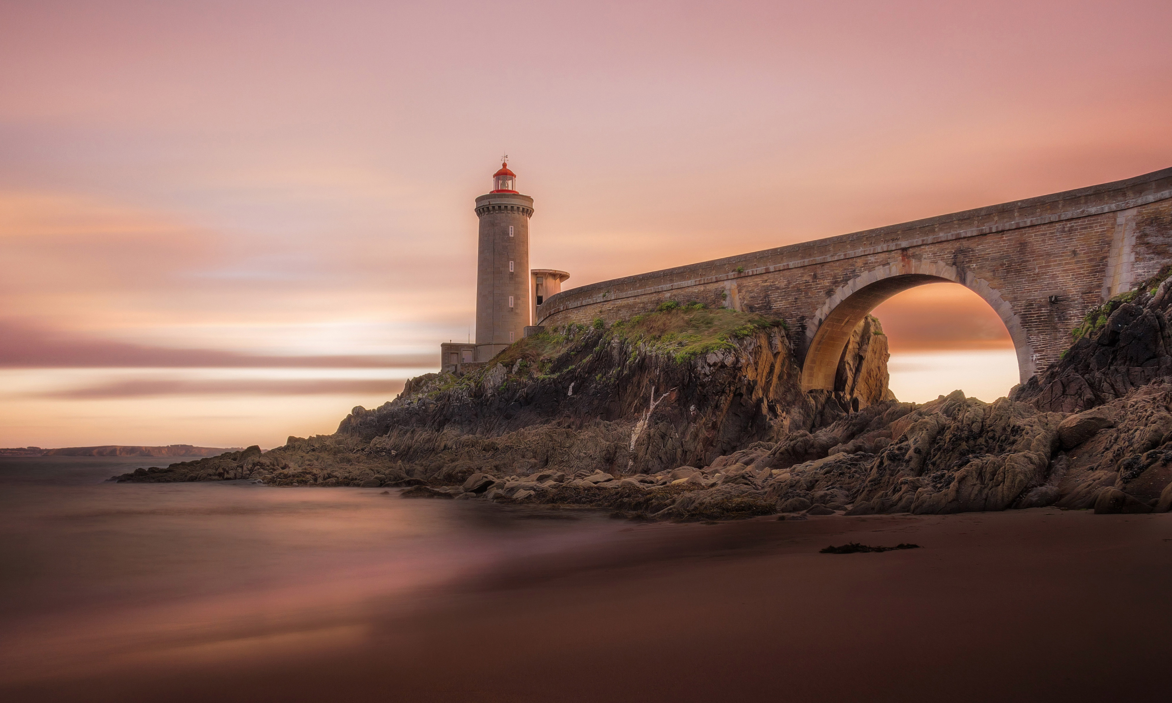 4K Lighthouse Bridge Background Wallpaper 65377 4000x2400px