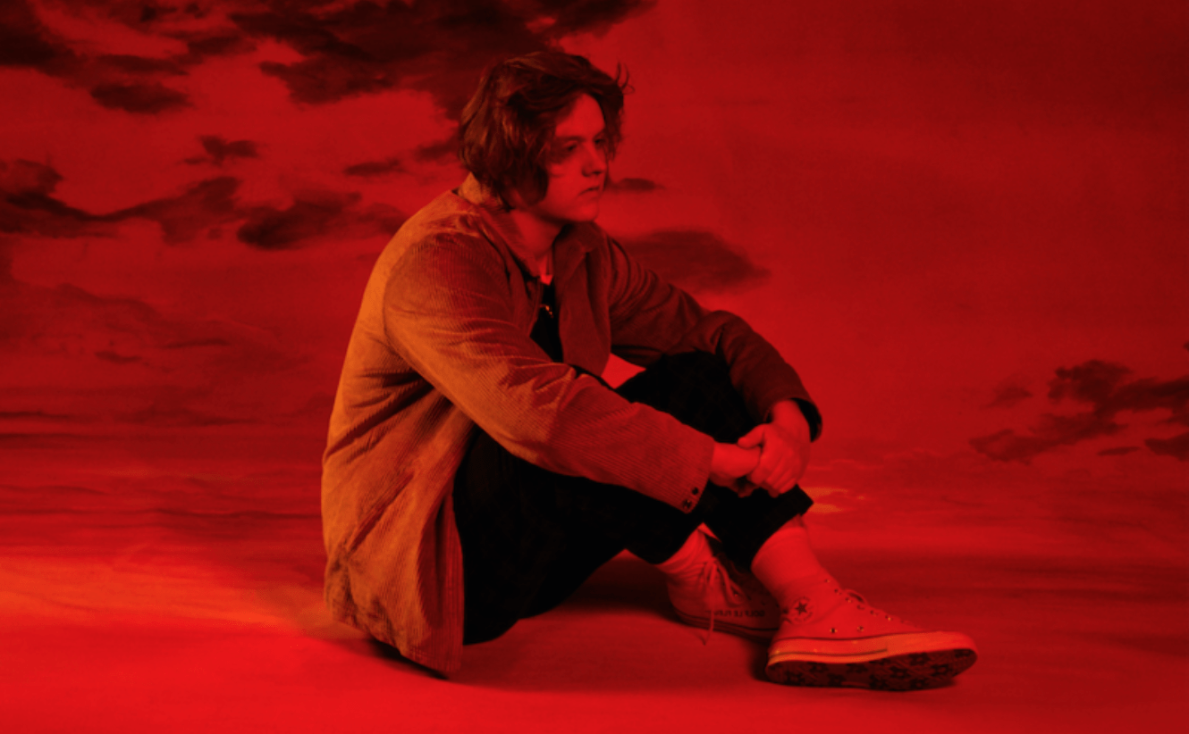 Lewis Capaldi Releases New Song “Hold Me While You Wait”