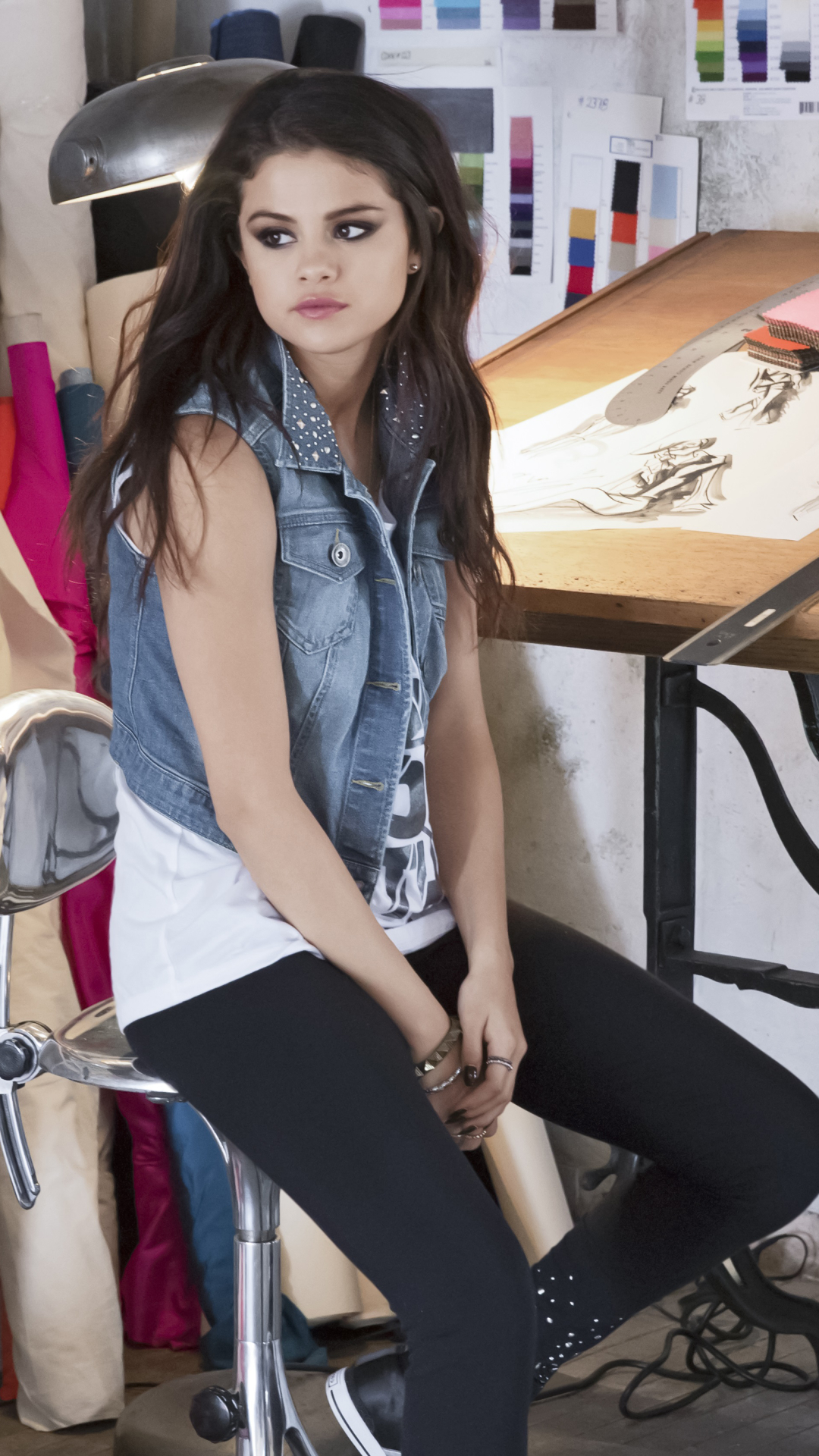 Selena Gomez Mobile Wallpapers - Wallpaper Cave