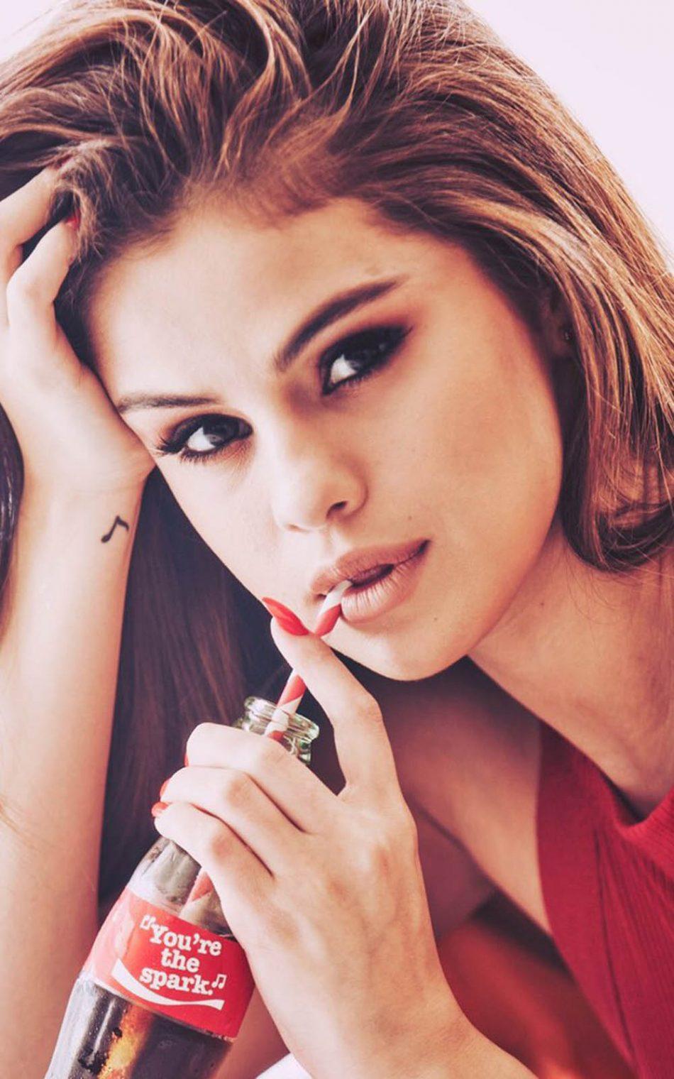 Download Selena Gomez Coca Cola 2017 Photohoot Free Pure 4K Ultra