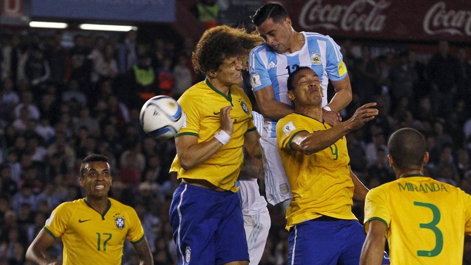 David Luiz Sent Off As Brazil Hold Argentina To 1 1 Draw Cup