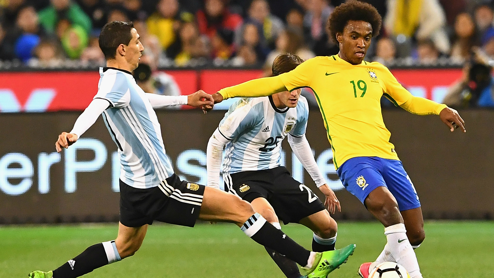 Brazil Vs Argentina Background : Argentina vs Brazil | 1 - 0 | Full