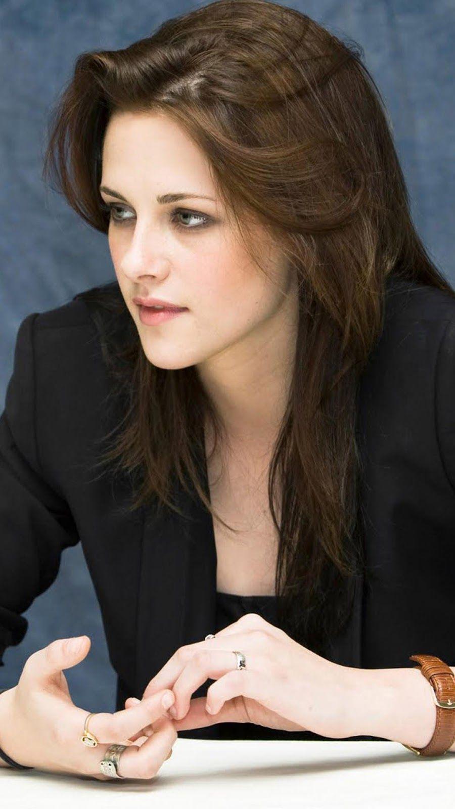 Full HD Wallpaper: Kristen Stewart Mobile HD Wallpaper. Kristen stewart actress, Kristen stewart movies, Kristen stewart