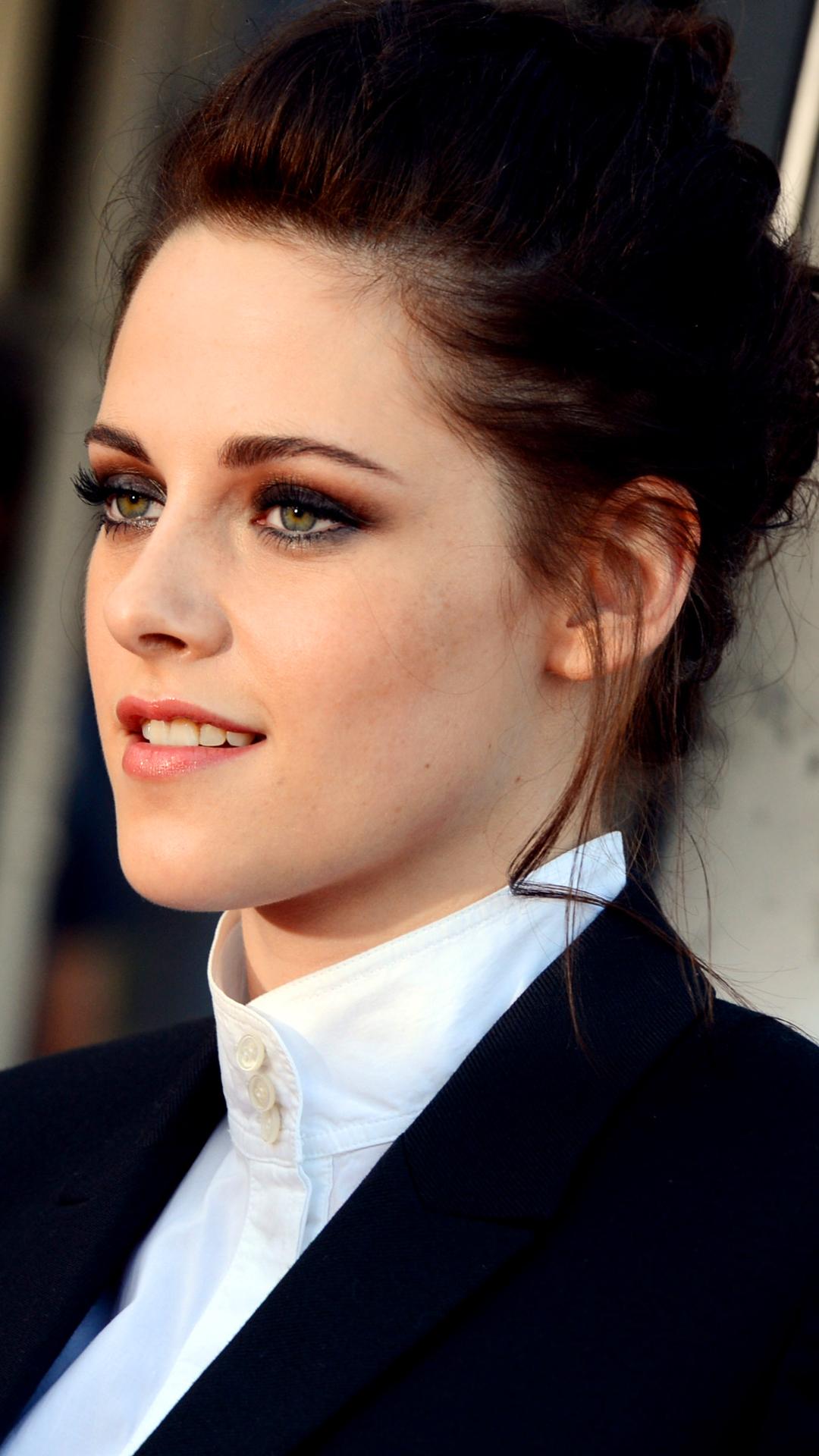 Kristen Stewart htc one wallpaper, free and easy to download