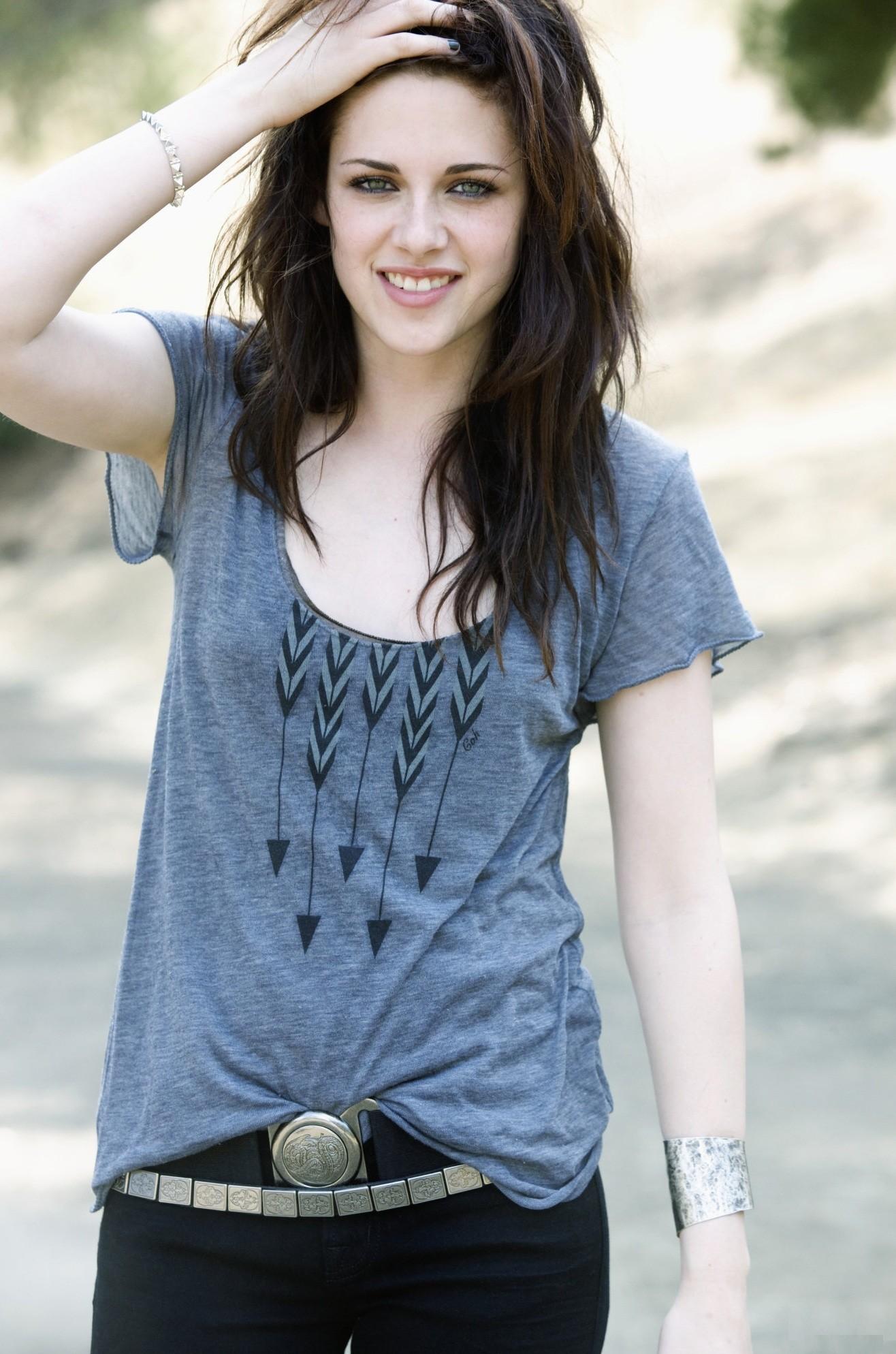 Kristen Stewart HD Wallpaper 1920x1200